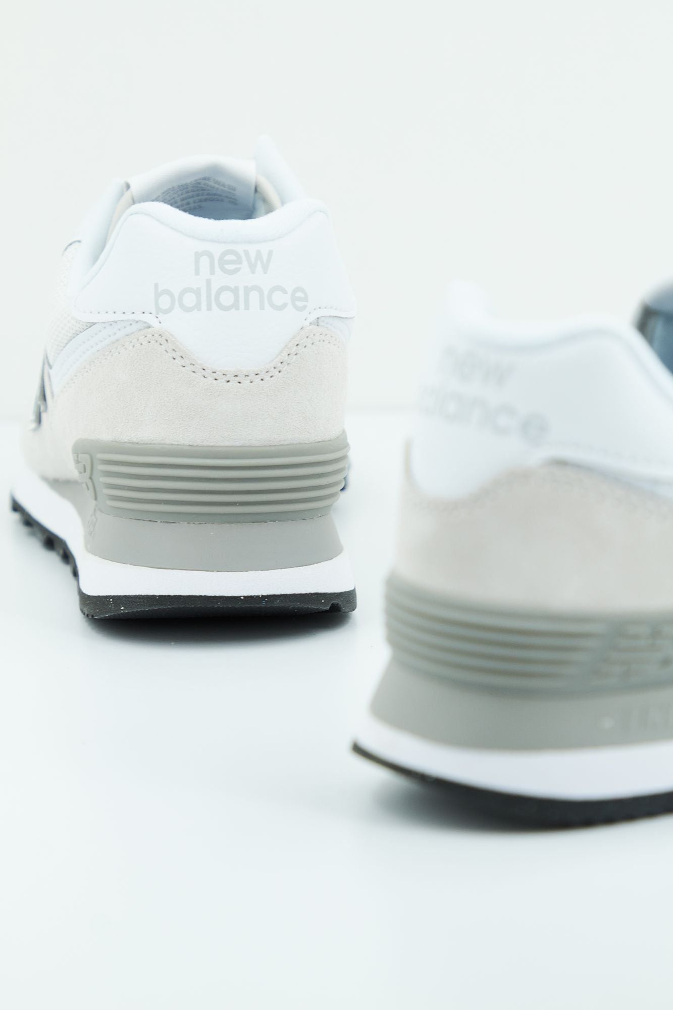 NEW BALANCE WL574 EVW en color BLANCO (4)