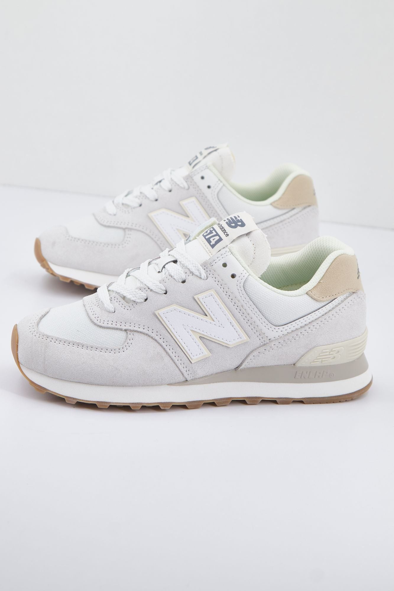 NEW BALANCE WL574 NO2  en color BLANCO (2)