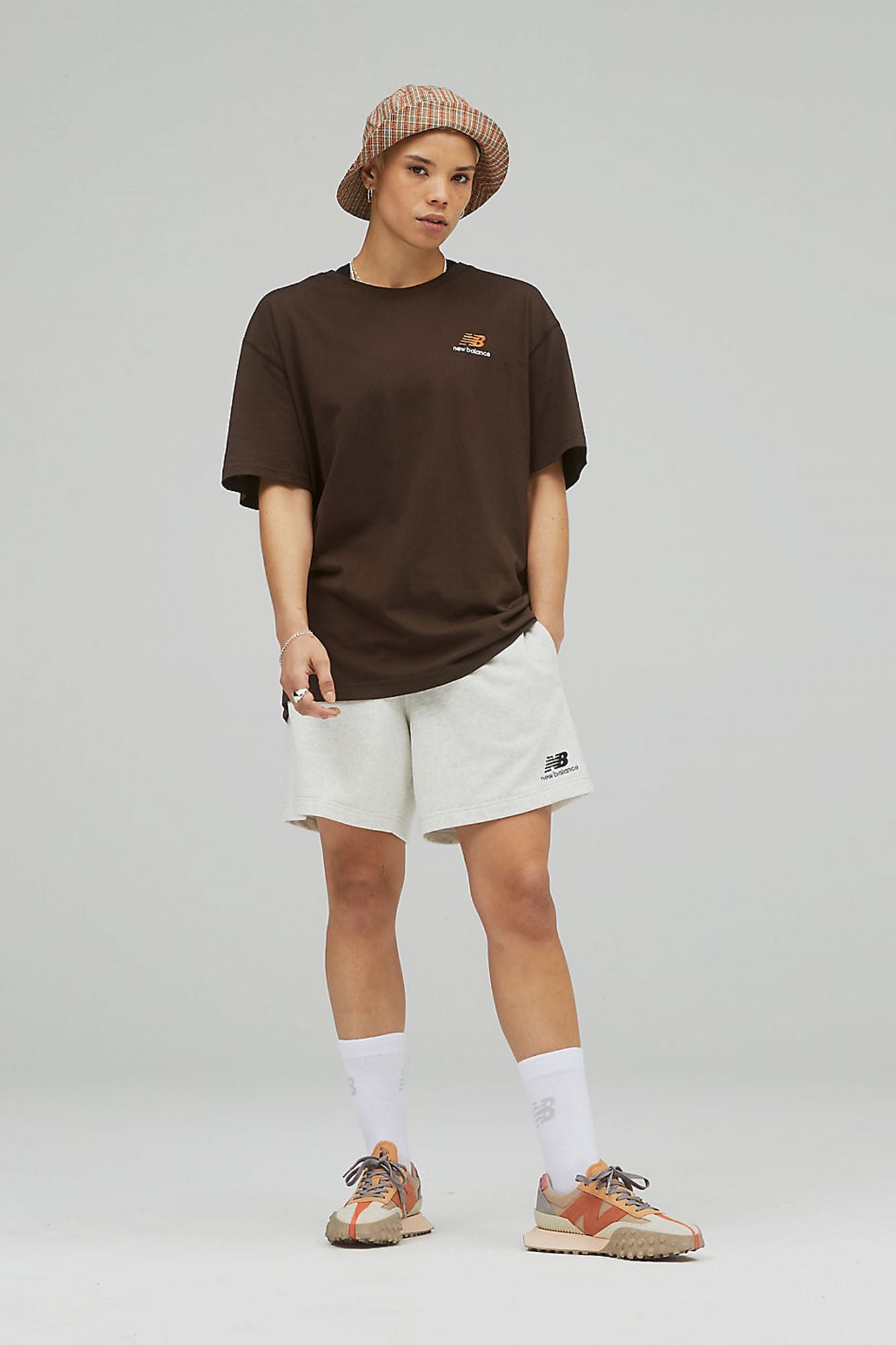 NEW BALANCE UNI-SSENTIALS FRENCH TERRY SHORT en color BLANCO (3)