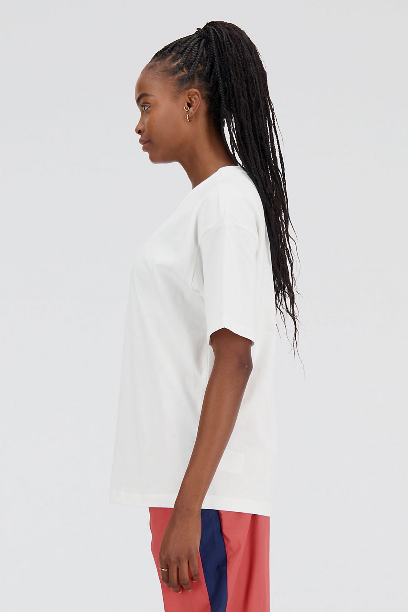 NEW BALANCE ATHLETICS OVERSIZED T-SHIRT en color BLANCO (2)