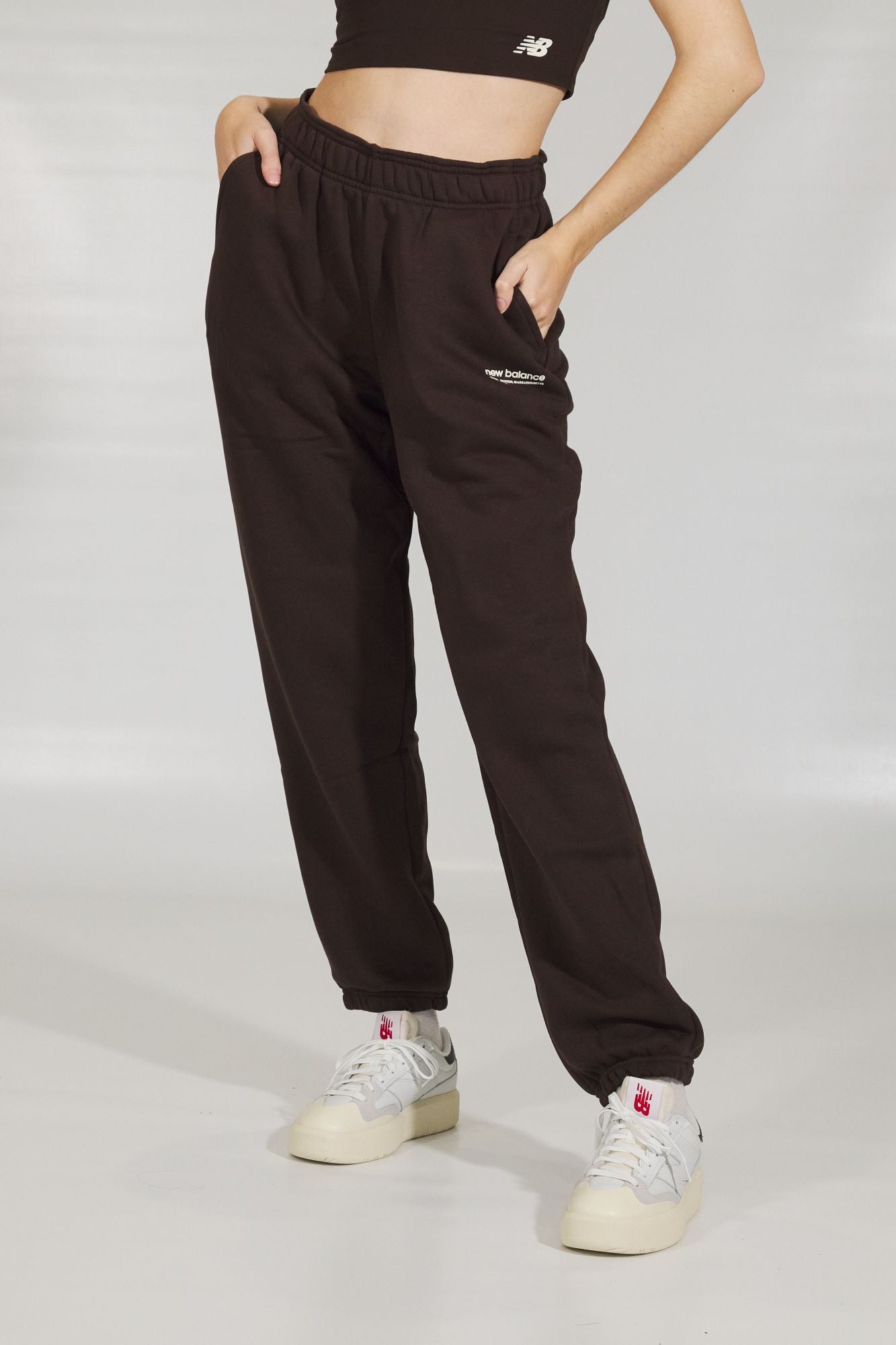 NEW BALANCE LINEAR HERITAGE BRUSHED BAC en color MARRON (1)