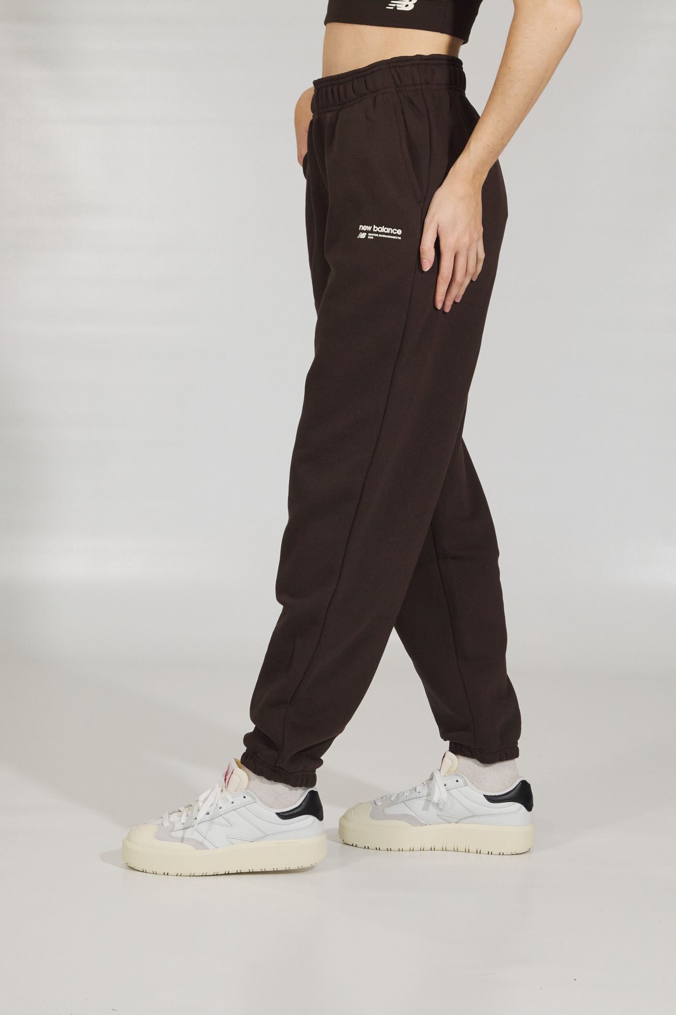 NEW BALANCE LINEAR HERITAGE BRUSHED BAC en color MARRON (2)