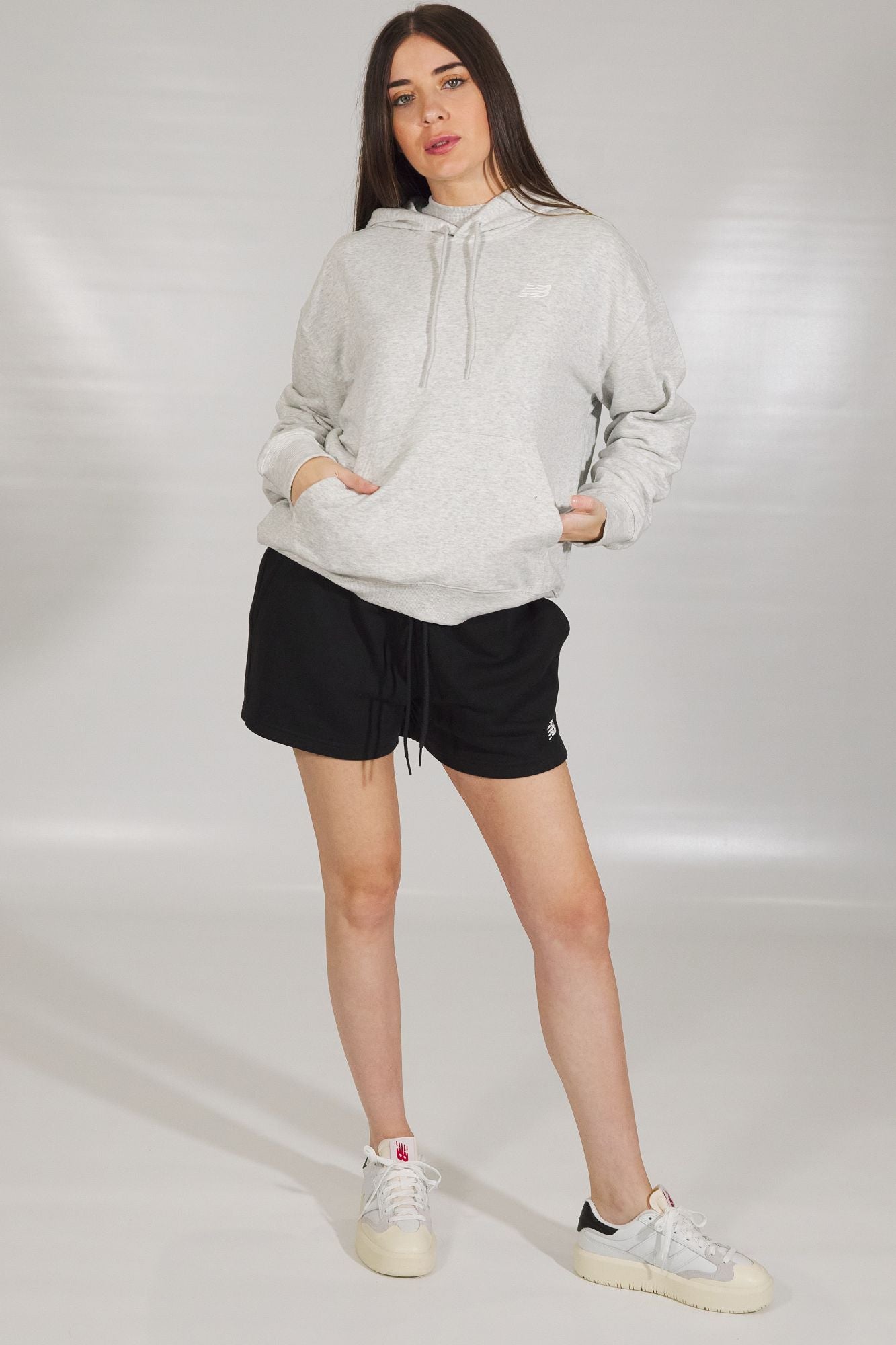 NEW BALANCE FRENCH TERRY SH en color NEGRO (4)