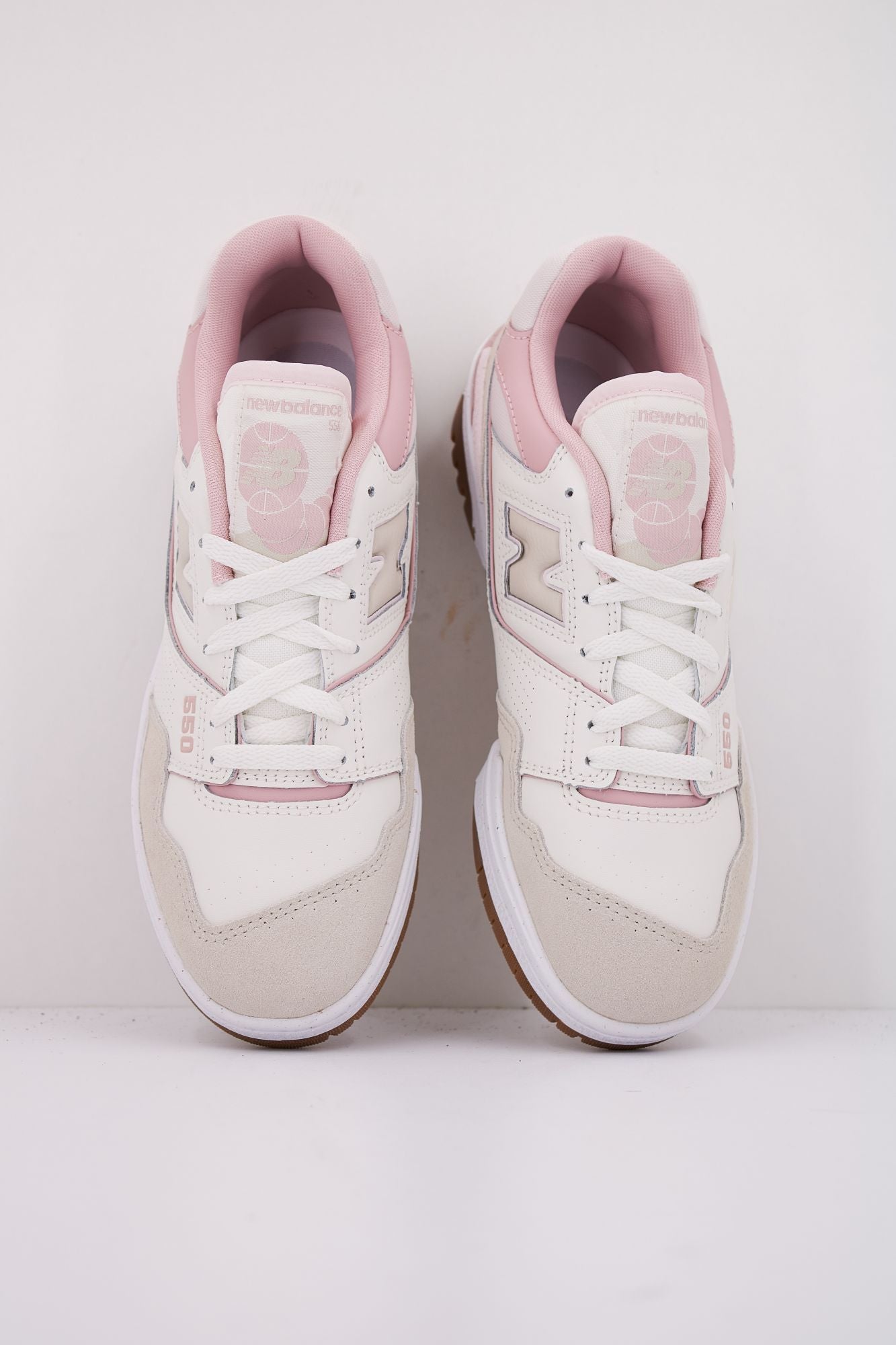 NEW BALANCE BBW550 HL en color BEIS (3)