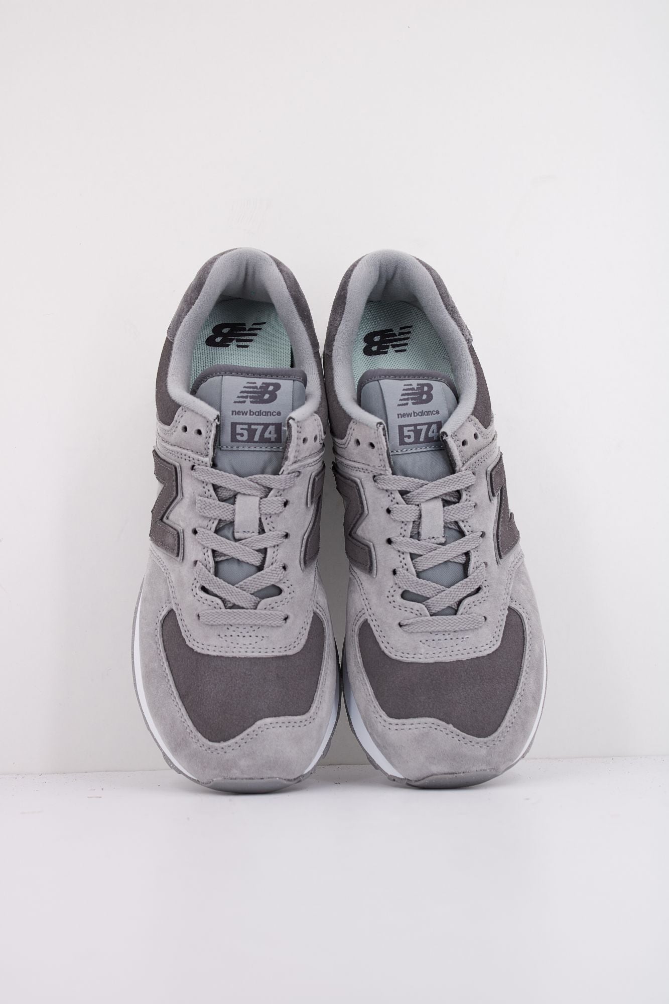 NEW BALANCE WL574  en color GRIS (3)
