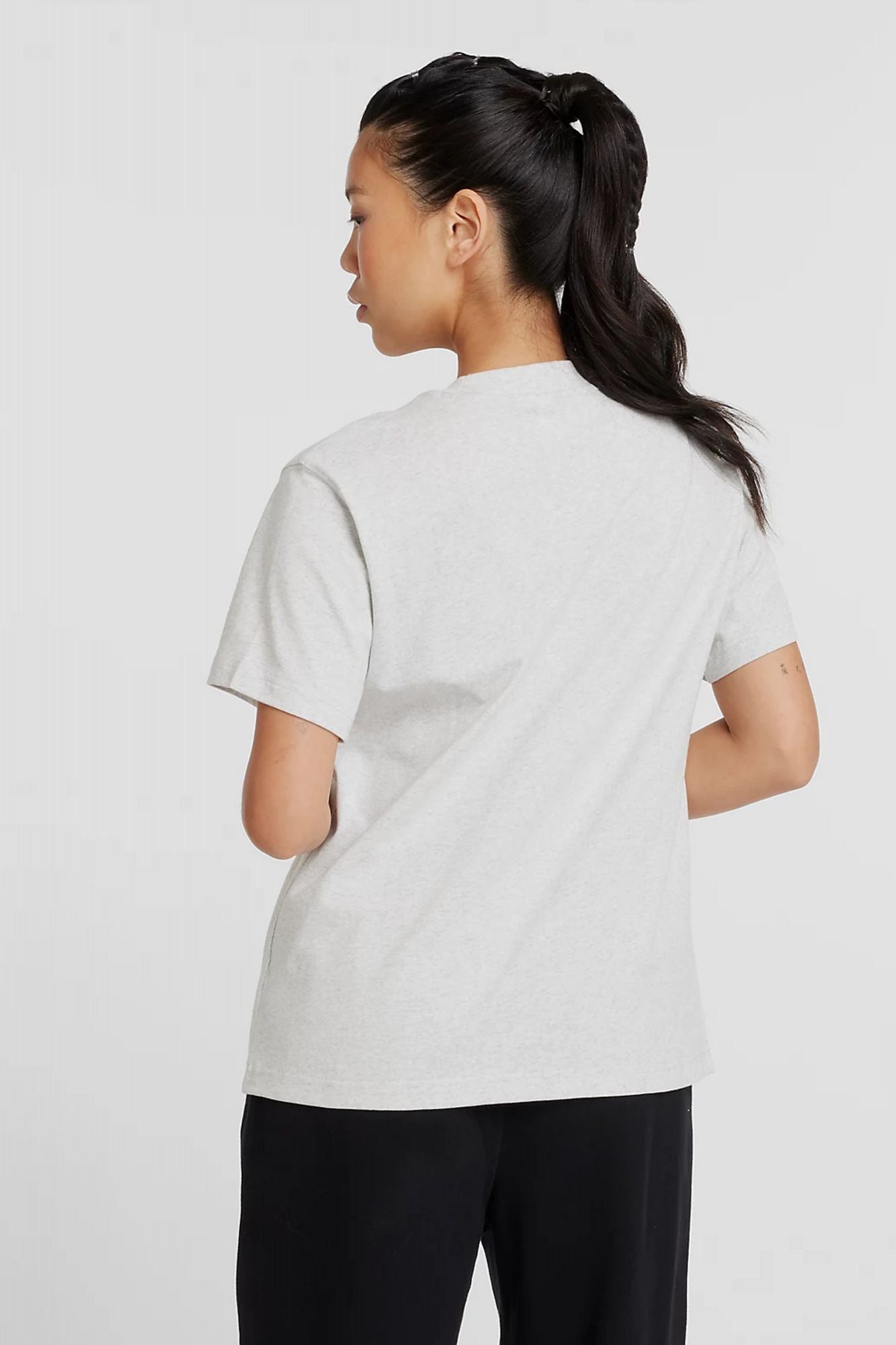 NEW BALANCE EMBOSSED LOGO JERSEY T-SHIR en color GRIS (3)