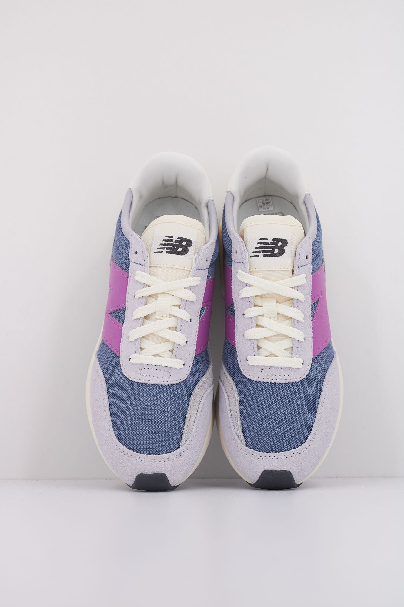 NEW BALANCE U370 en color VIOLETA (3)