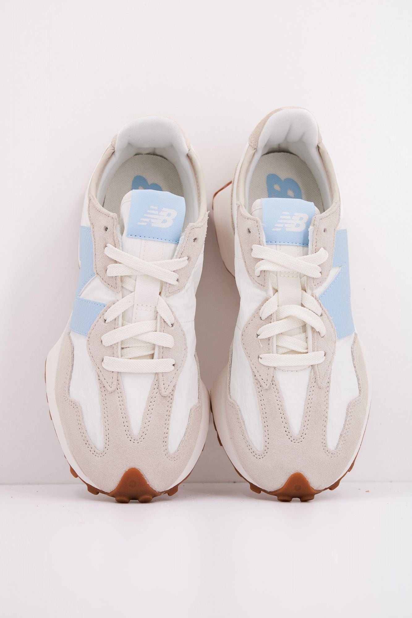 NEW BALANCE WS327 FTA  en color BEIS (3)