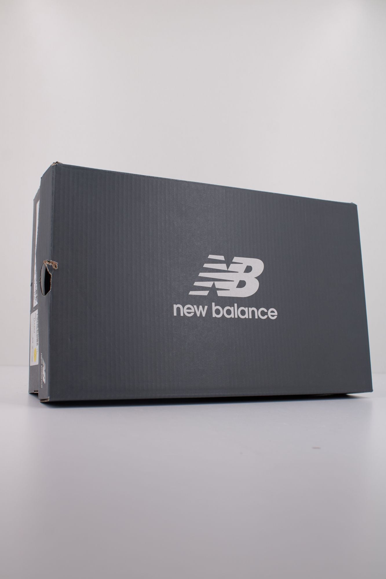 NEW BALANCE BBW550  en color BLANCO (6)