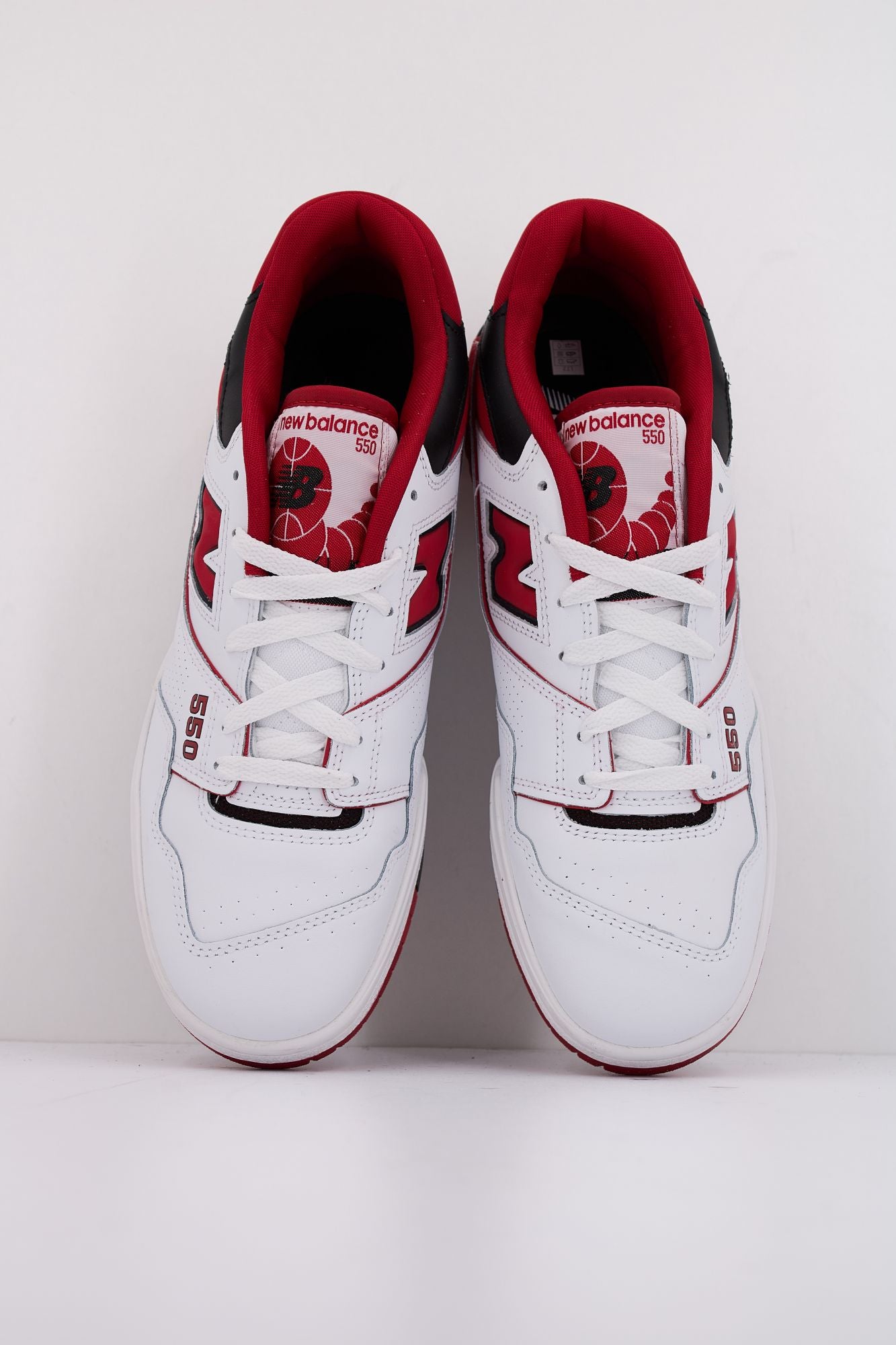 NEW BALANCE BB550 SE1 en color BLANCO (3)