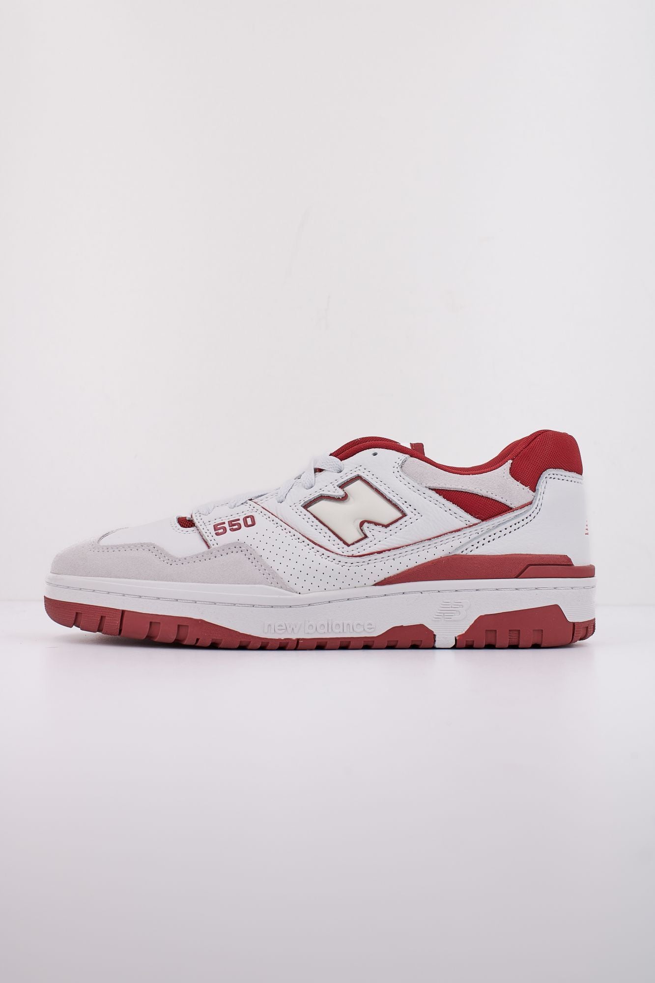 NEW BALANCE 550 en color BLANCO (1)