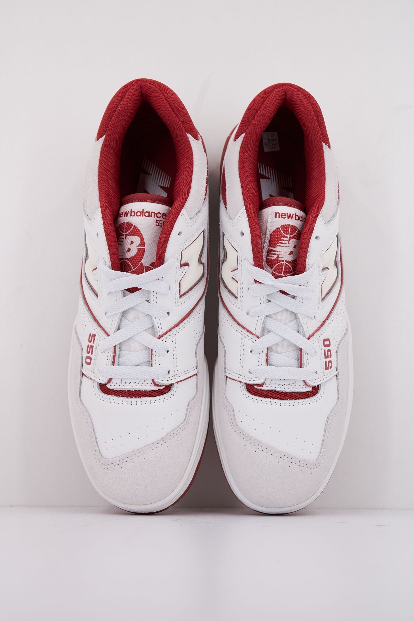NEW BALANCE 550 en color BLANCO (3)