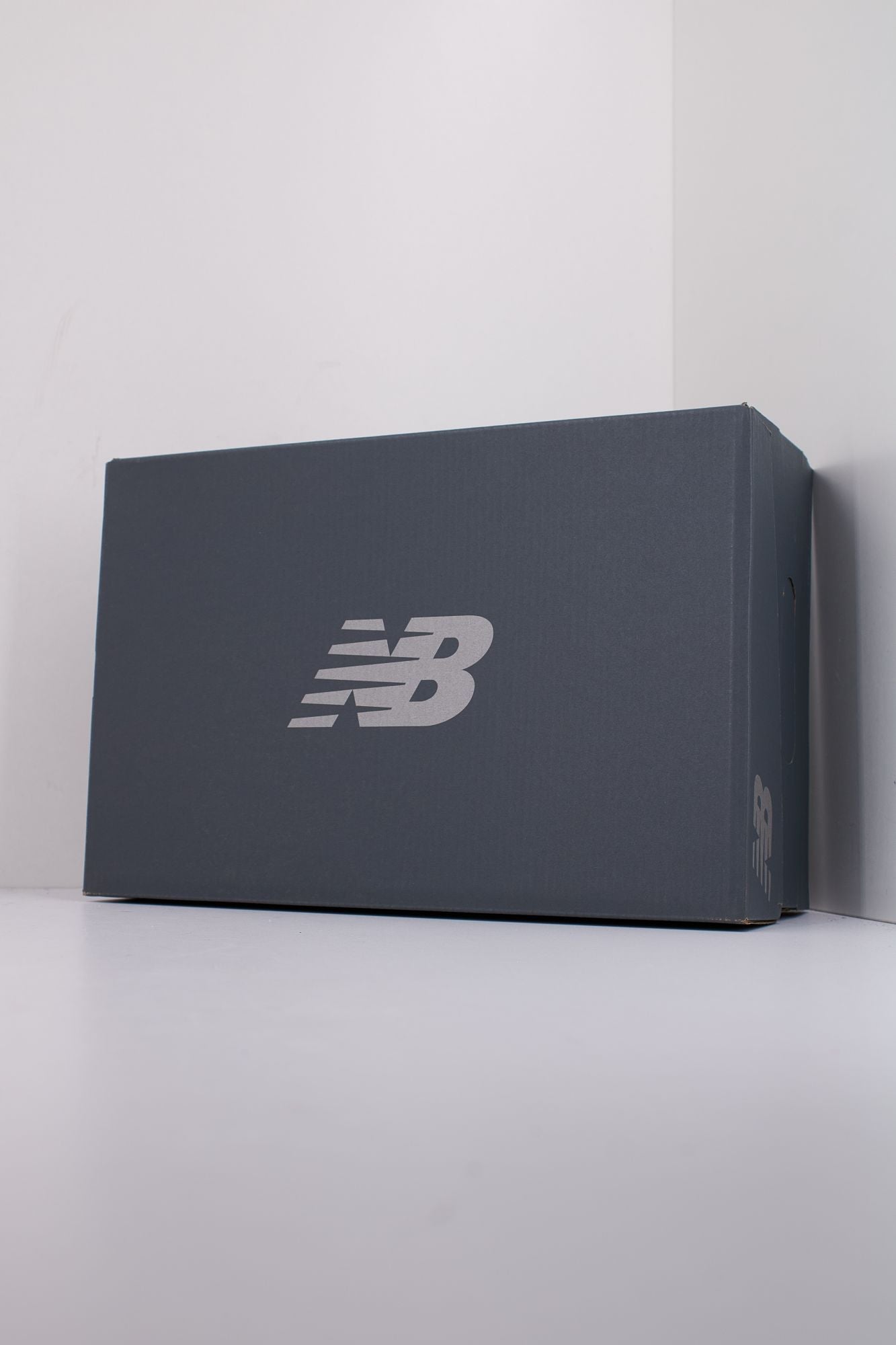 NEW BALANCE 550 en color BLANCO (6)