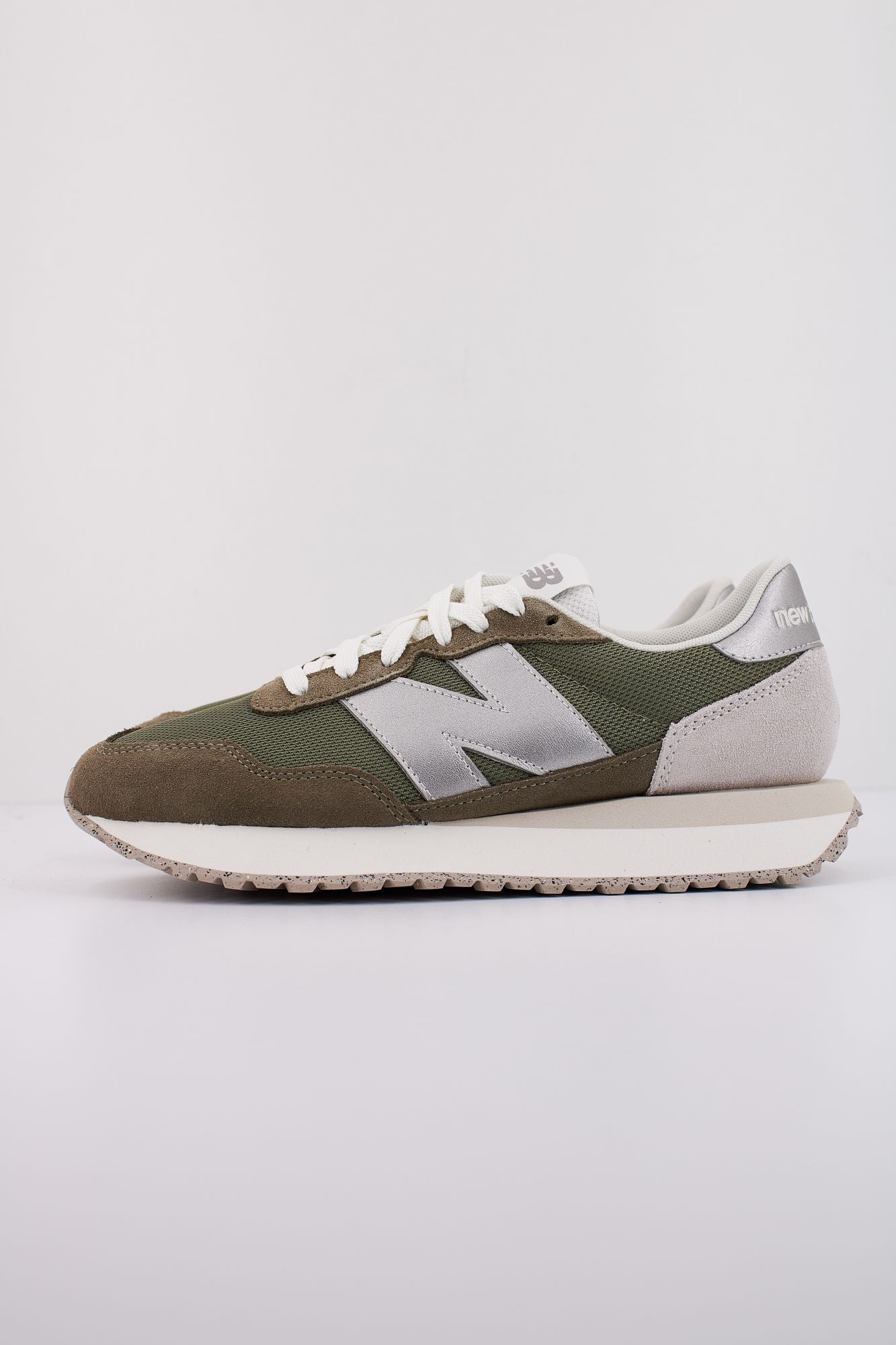 NEW BALANCE WS237 MSW en color VERDE (1)