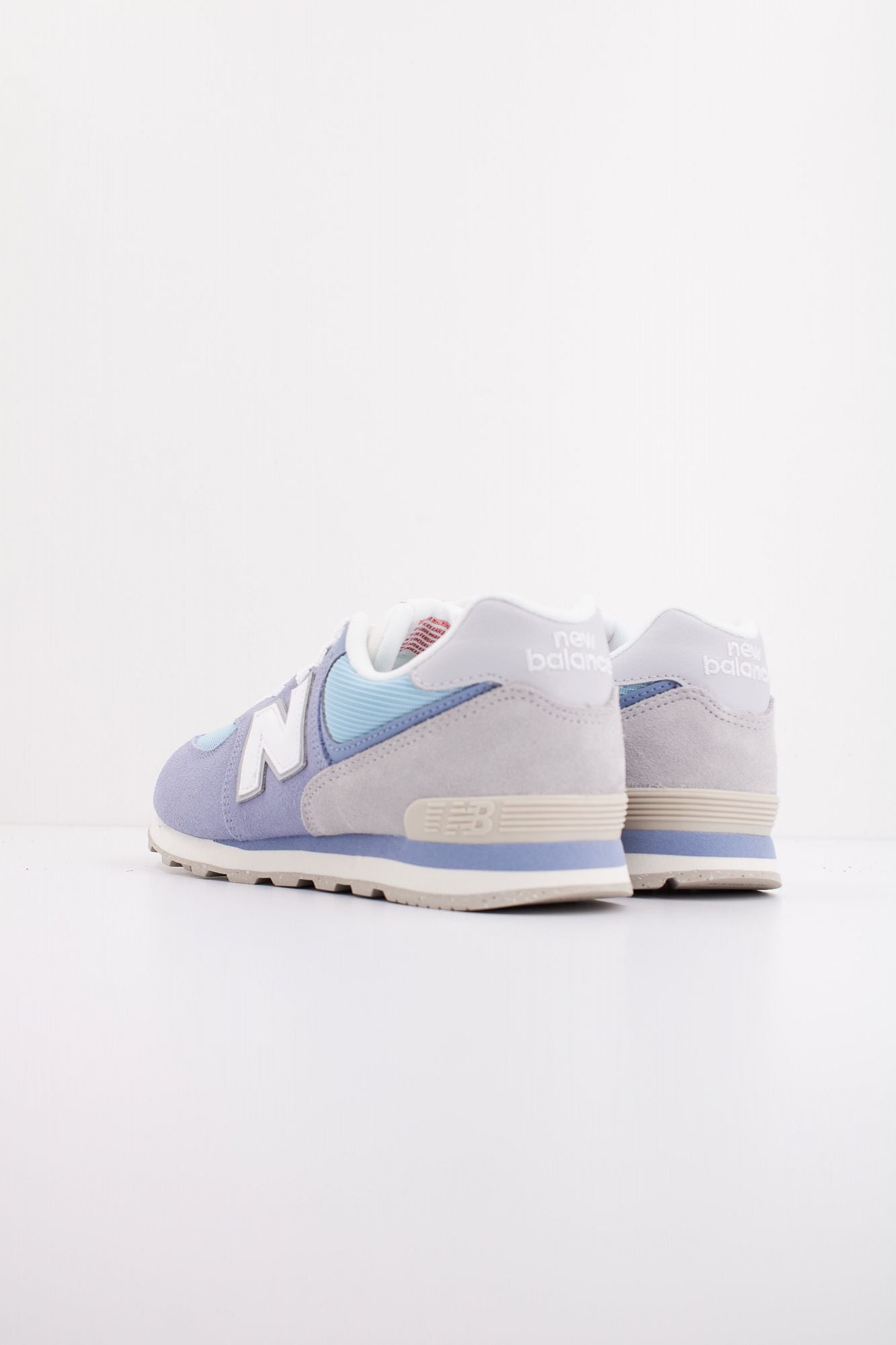NEW BALANCE BLG GC574V1 MEDIUM en color VIOLETA (4)