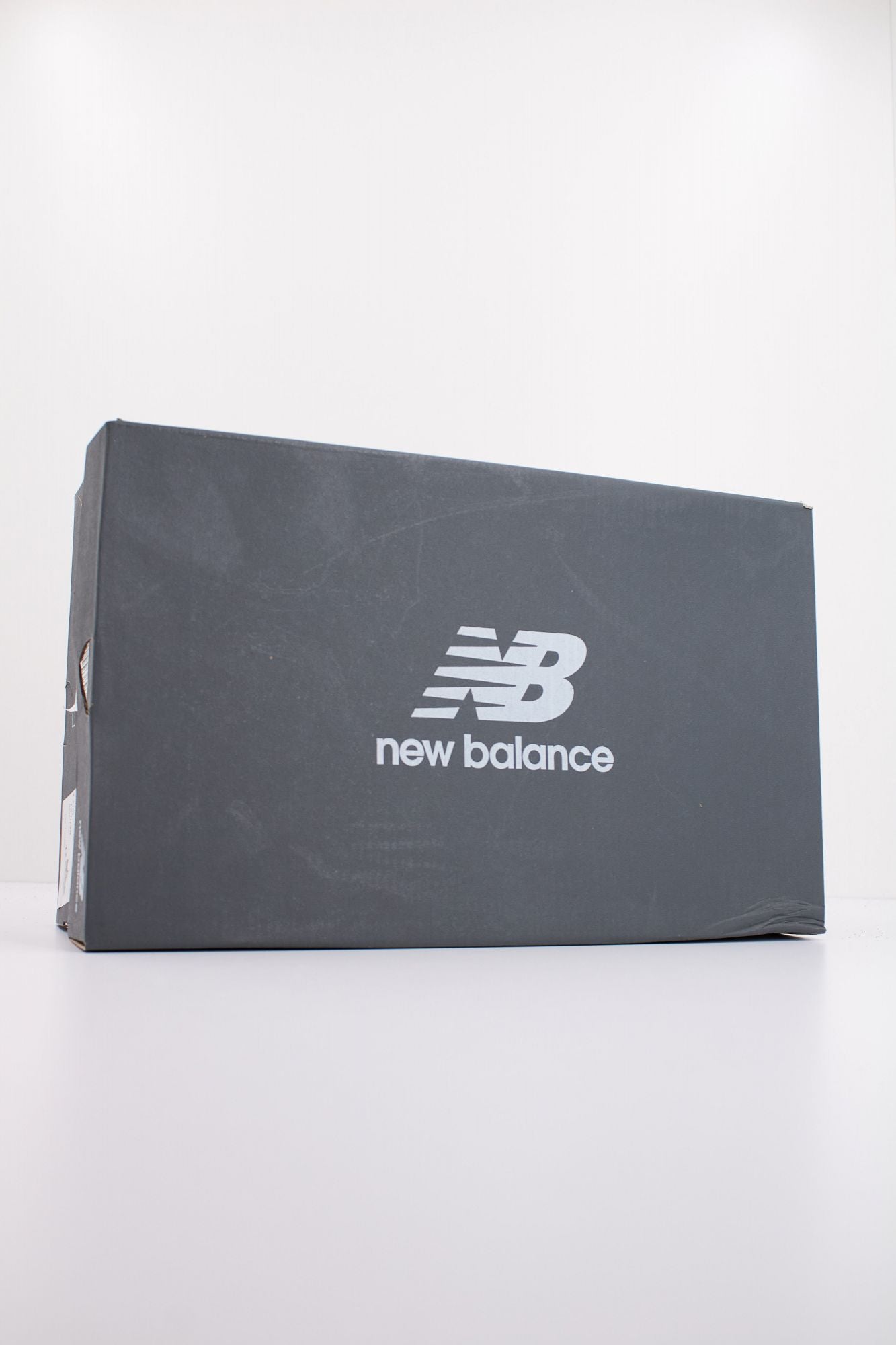 NEW BALANCE BLG GC574V1 MEDIUM en color VIOLETA (6)