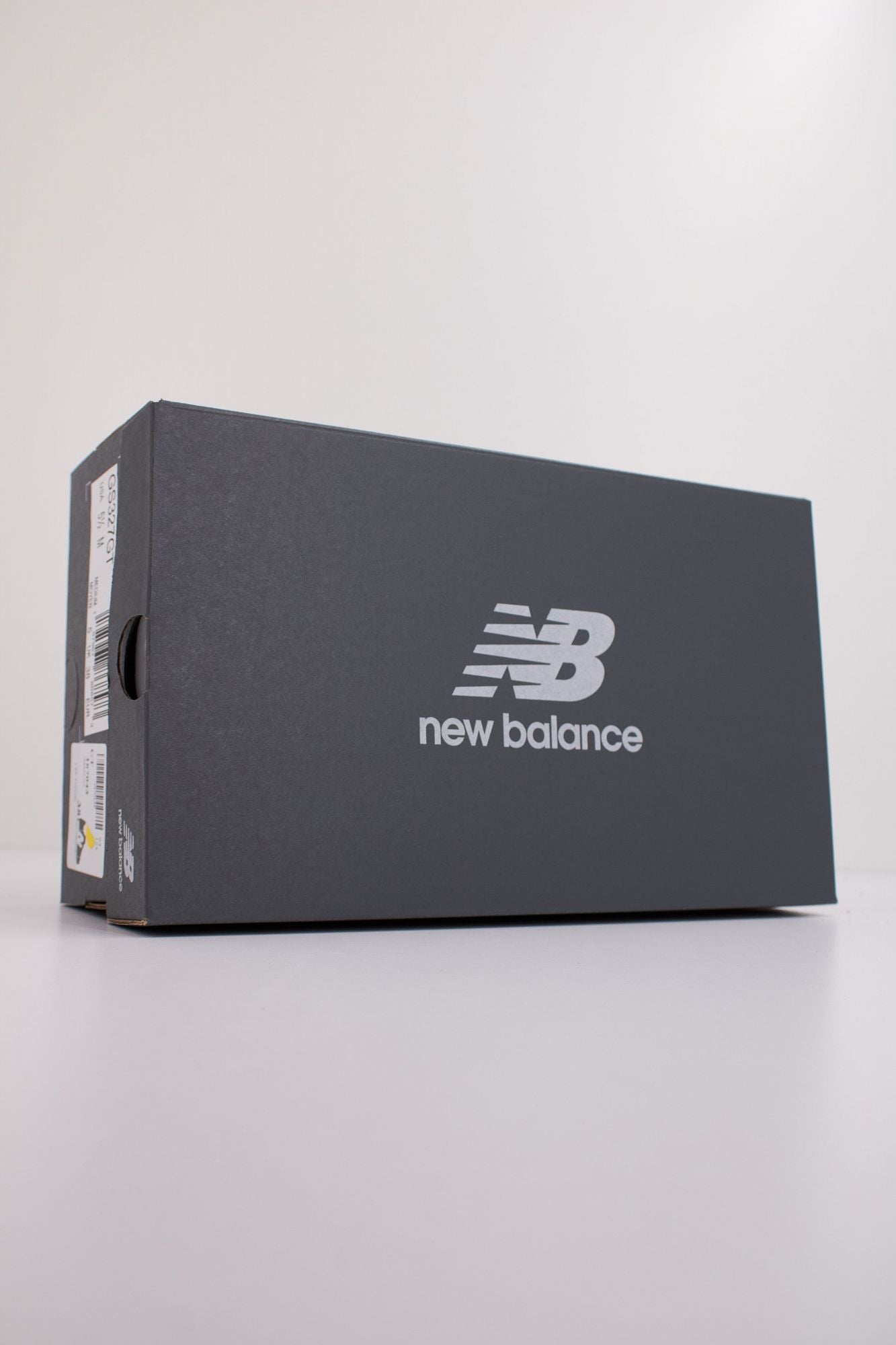 NEW BALANCE GS327V1 MEDIUM en color VIOLETA (6)