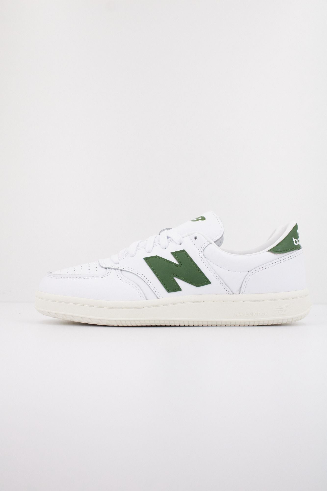 NEW BALANCE CT500 en color BLANCO (1)