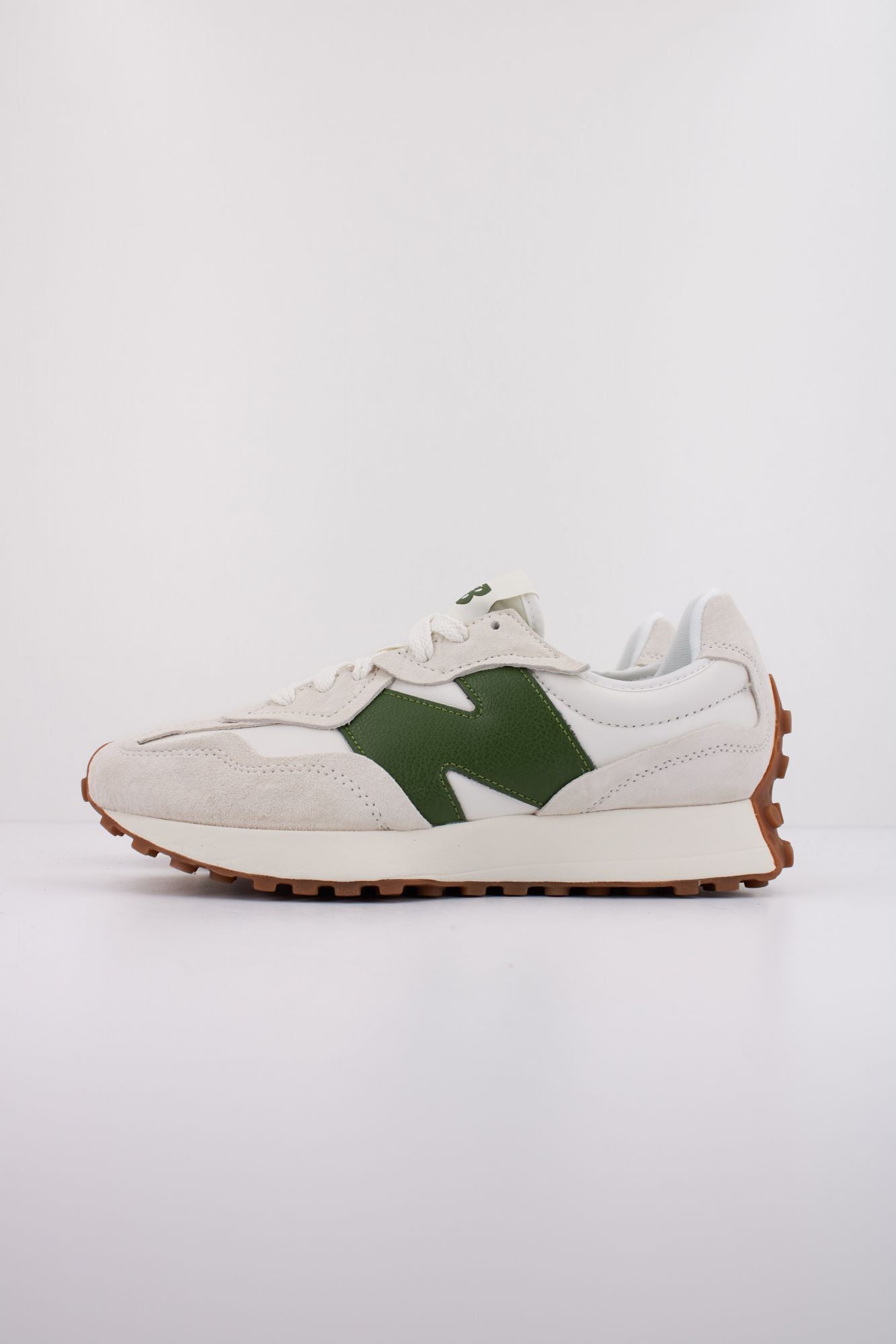 NEW BALANCE U327 WKN en color BLANCO (1)