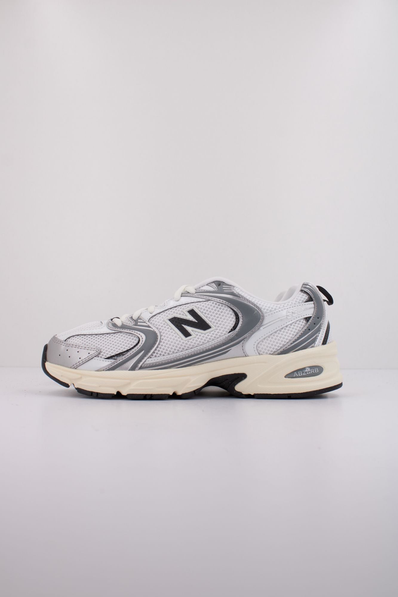 NEW BALANCE U530 ESA en color BLANCO (1)