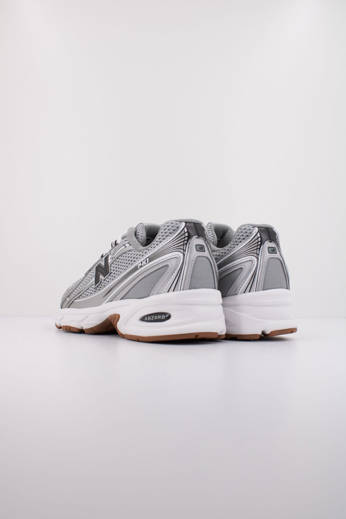 NEW BALANCE 740 U740GB2 en color GRIS (4)