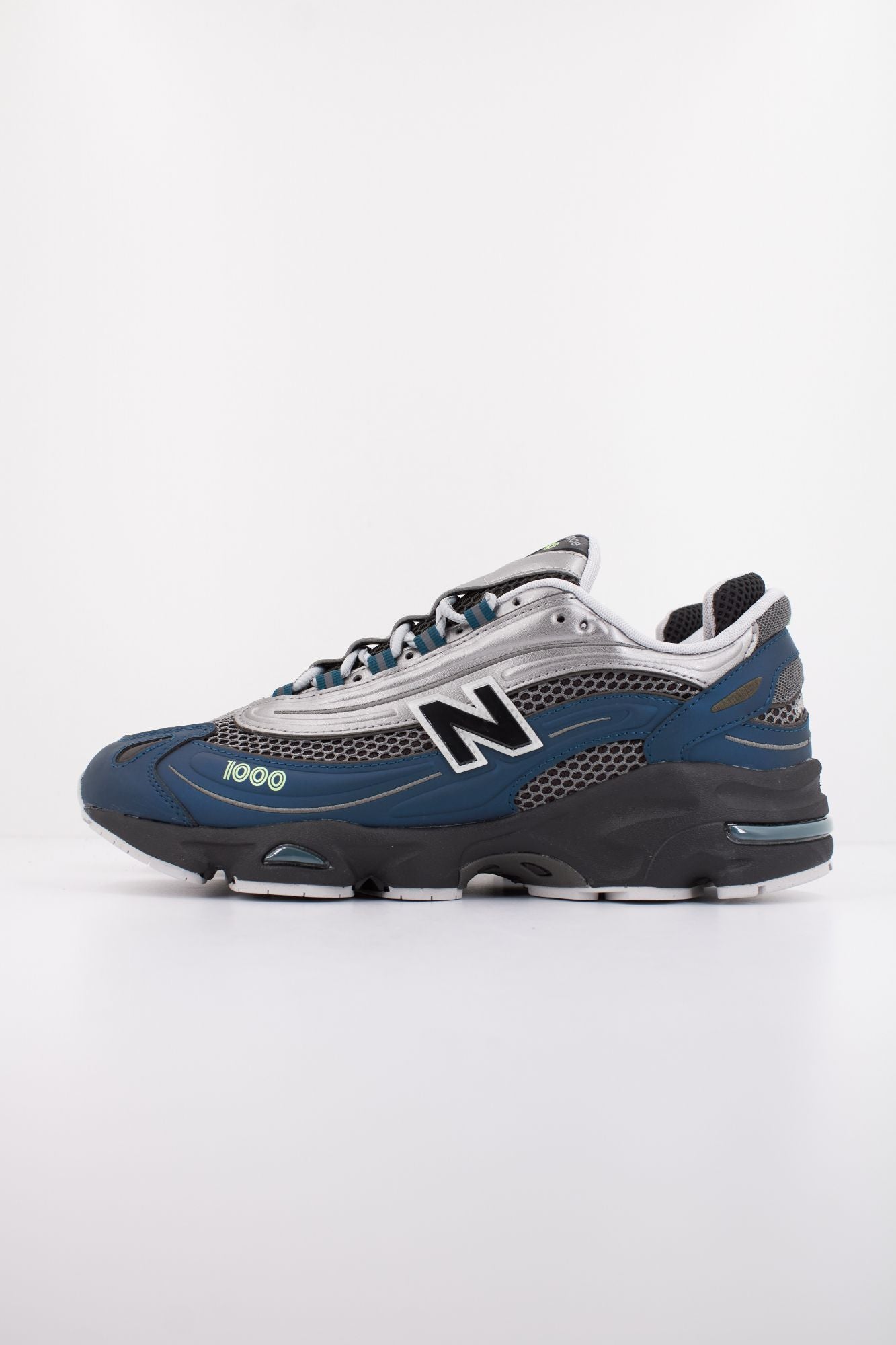 NEW BALANCE M1000 en color AZUL (1)