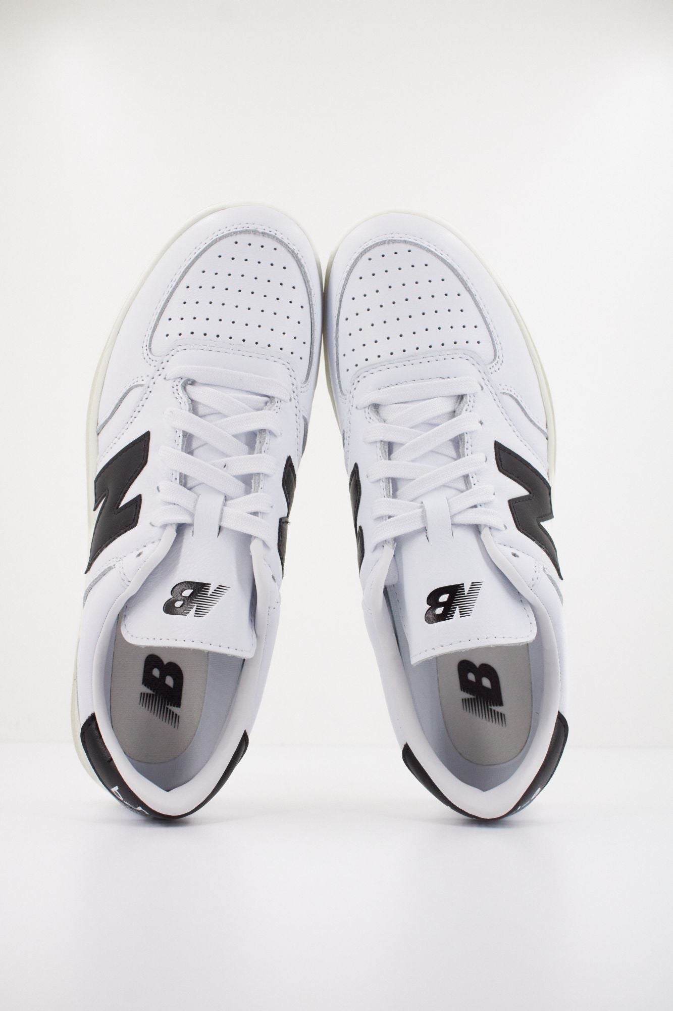 NEW BALANCE CT500 CLA en color BLANCO (3)