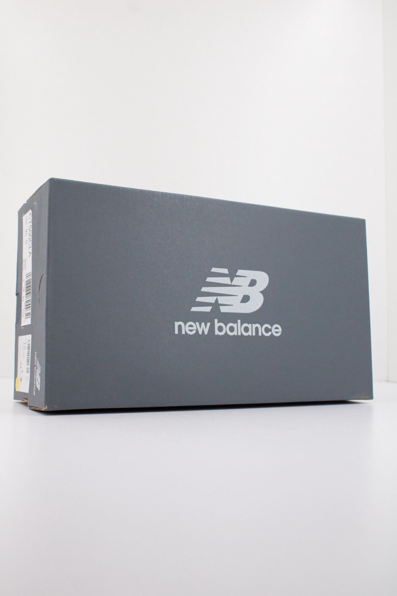 NEW BALANCE CT500 CLA en color BLANCO (6)