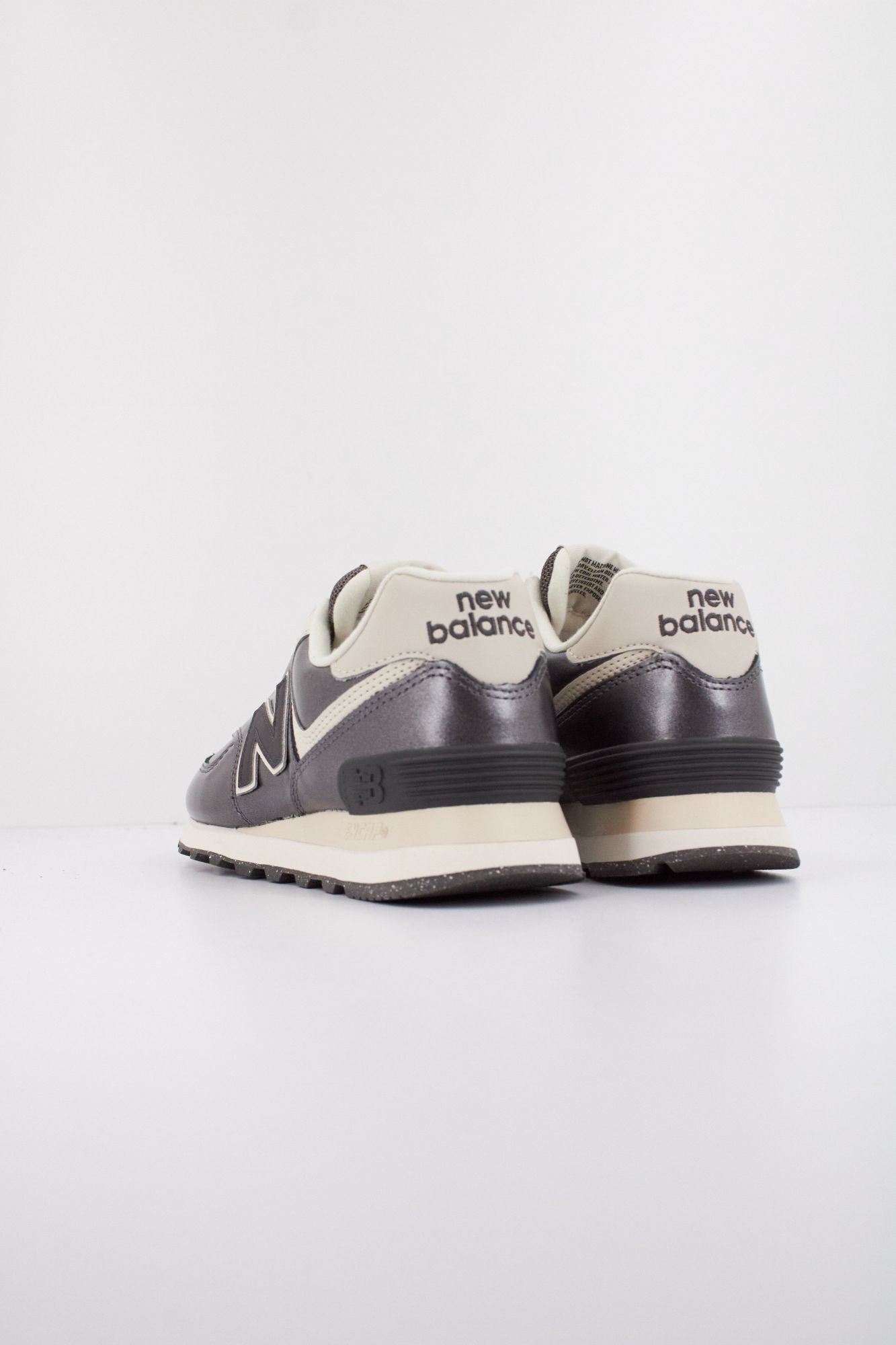 NEW BALANCE WL574 en color GRIS (4)