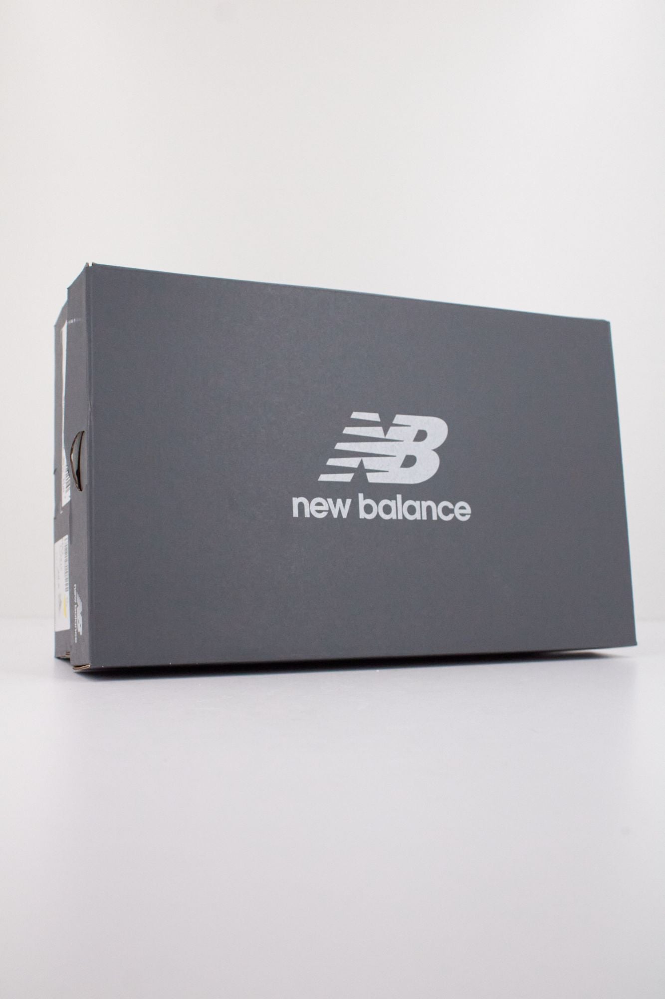 NEW BALANCE U740 MS2  en color GRIS (6)
