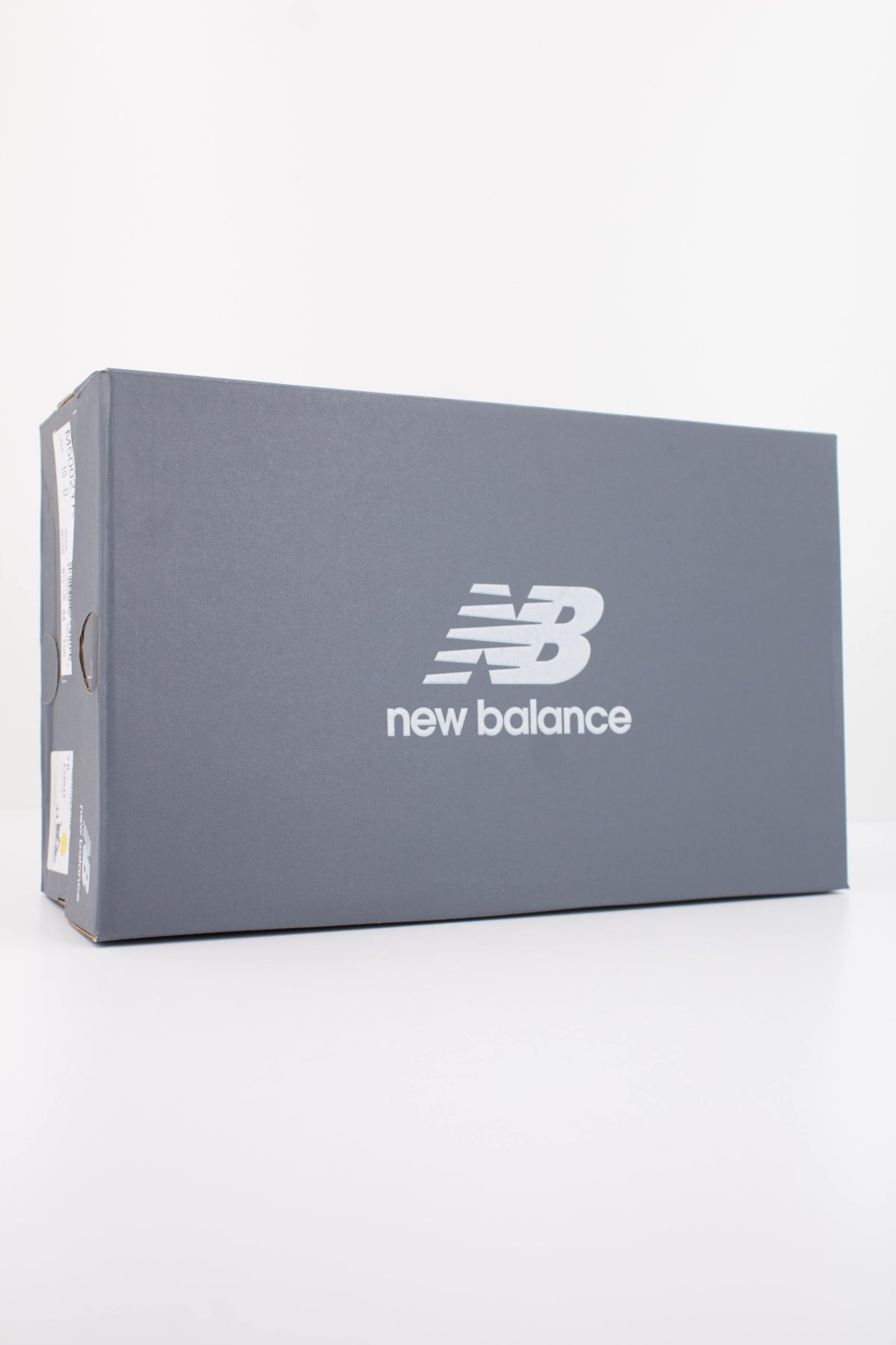 NEW BALANCE M5002  en color MARRON (6)