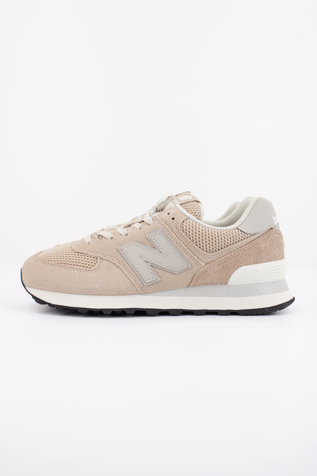 NEW BALANCE W574  en color MARRON CLARO (1)