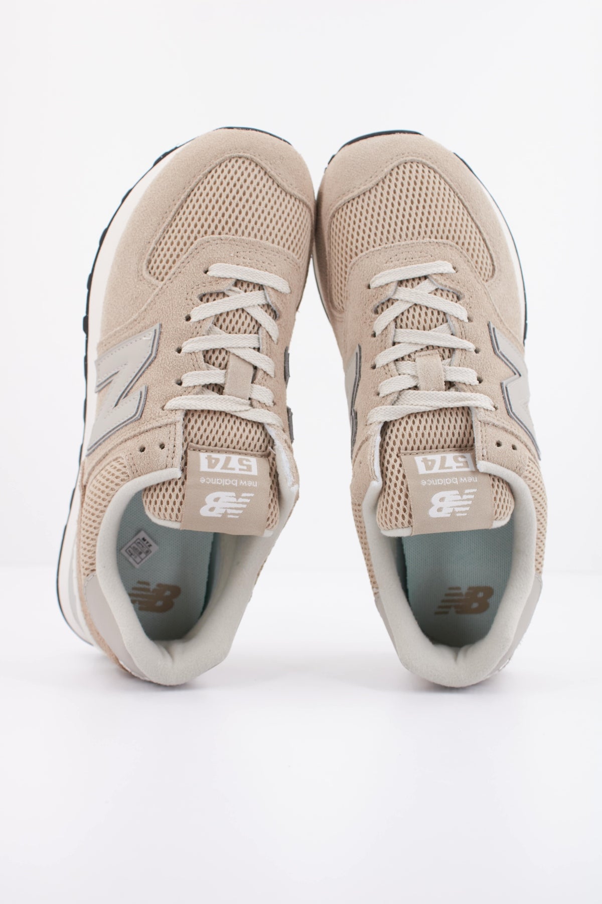 NEW BALANCE W574  en color MARRON CLARO (3)