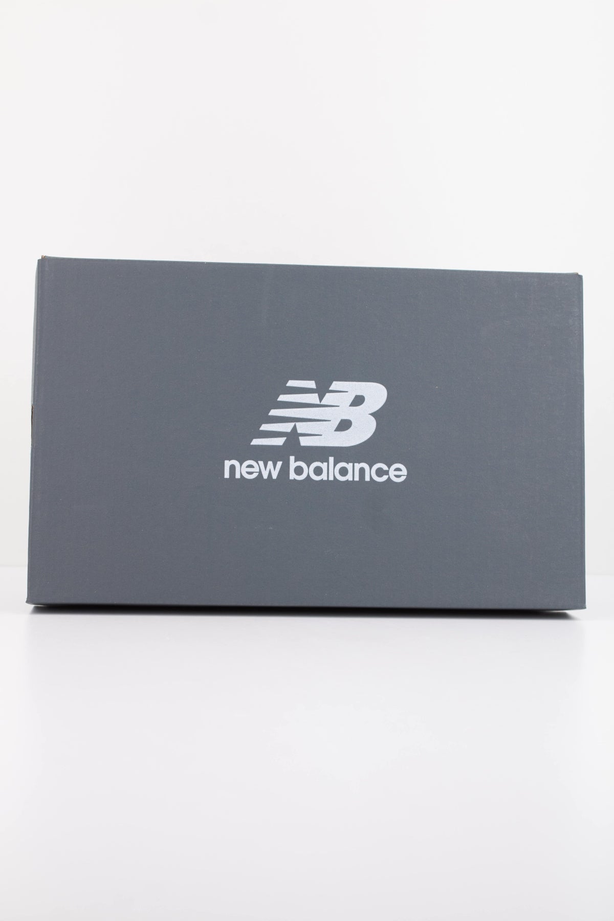 NEW BALANCE U740 en color VERDE (6)