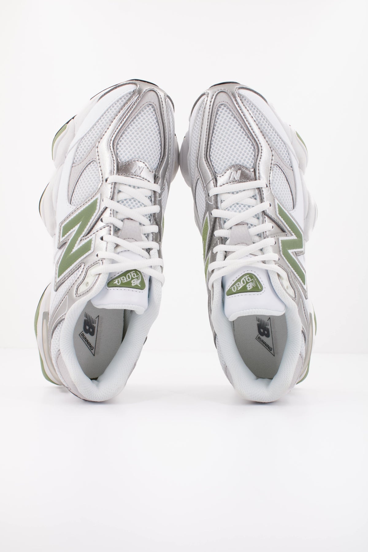 NEW BALANCE U9060  en color BLANCO (3)
