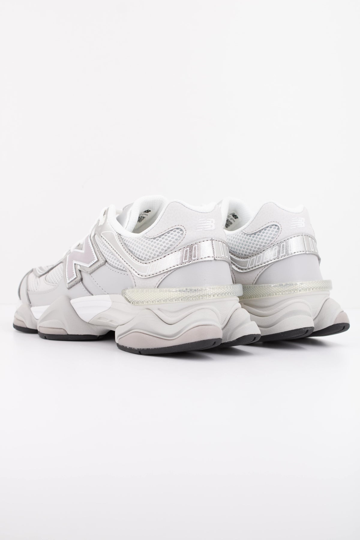 NEW BALANCE U9060  en color GRIS (4)