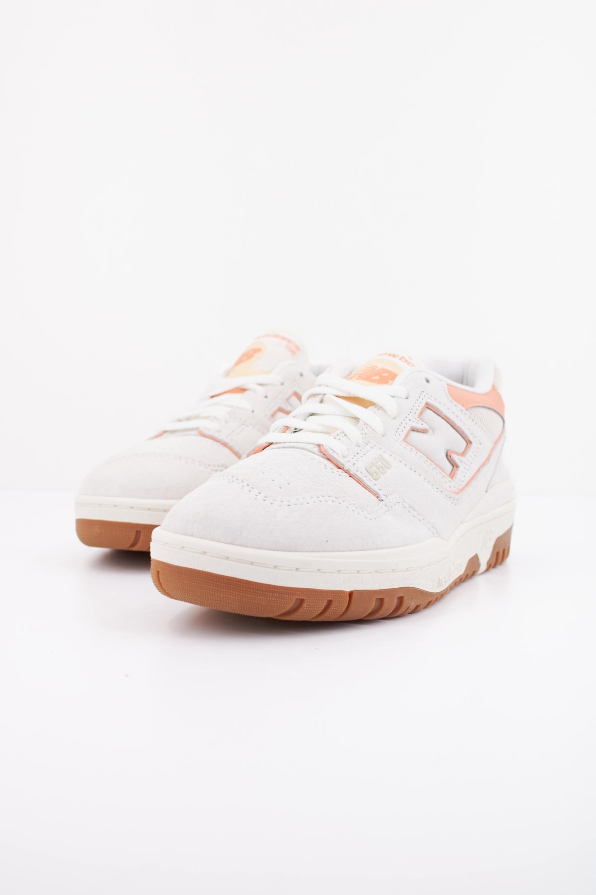 NEW BALANCE BBW550 en color BLANCO (2)