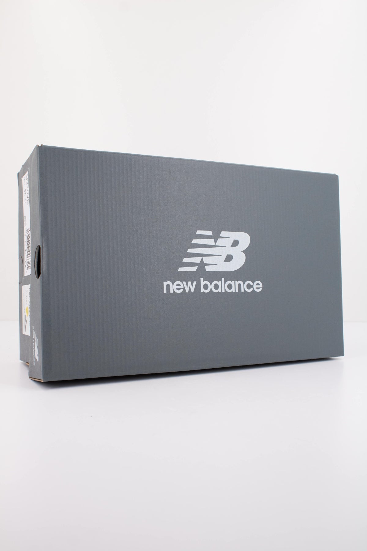 NEW BALANCE BBW550 en color BLANCO (6)