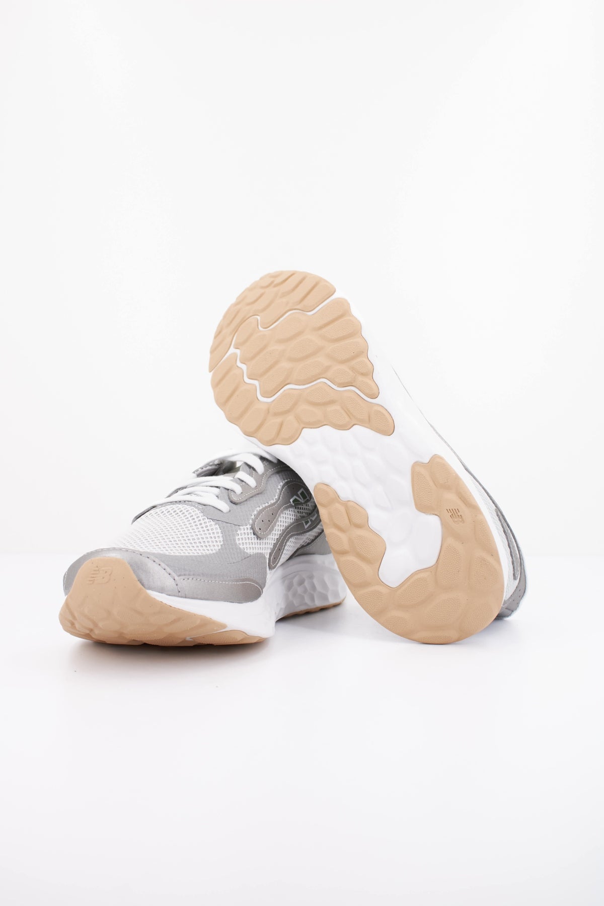 NEW BALANCE MARIST A4 en color GRIS (5)