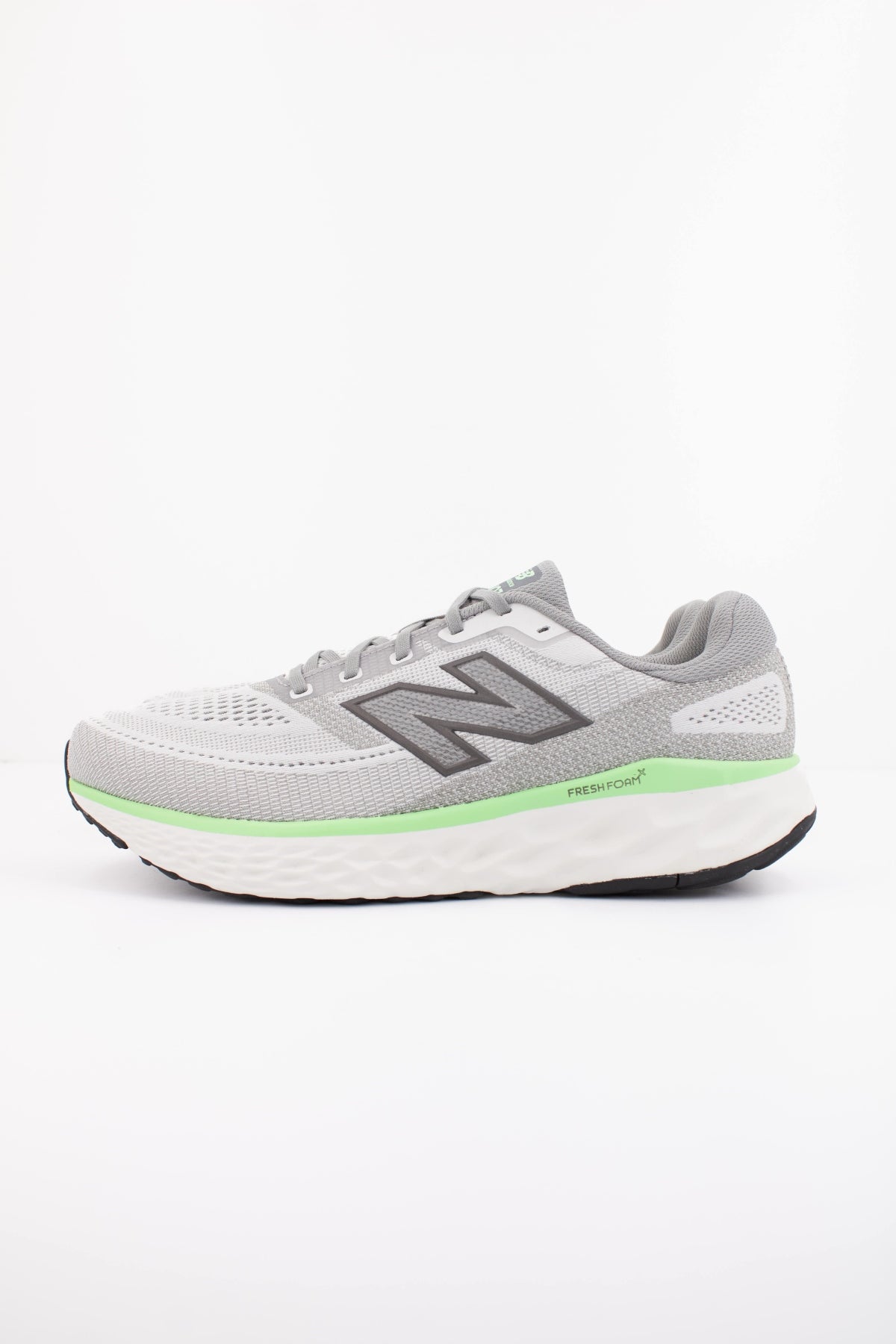 NEW BALANCE MEVOZ LG4 en color GRIS (1)