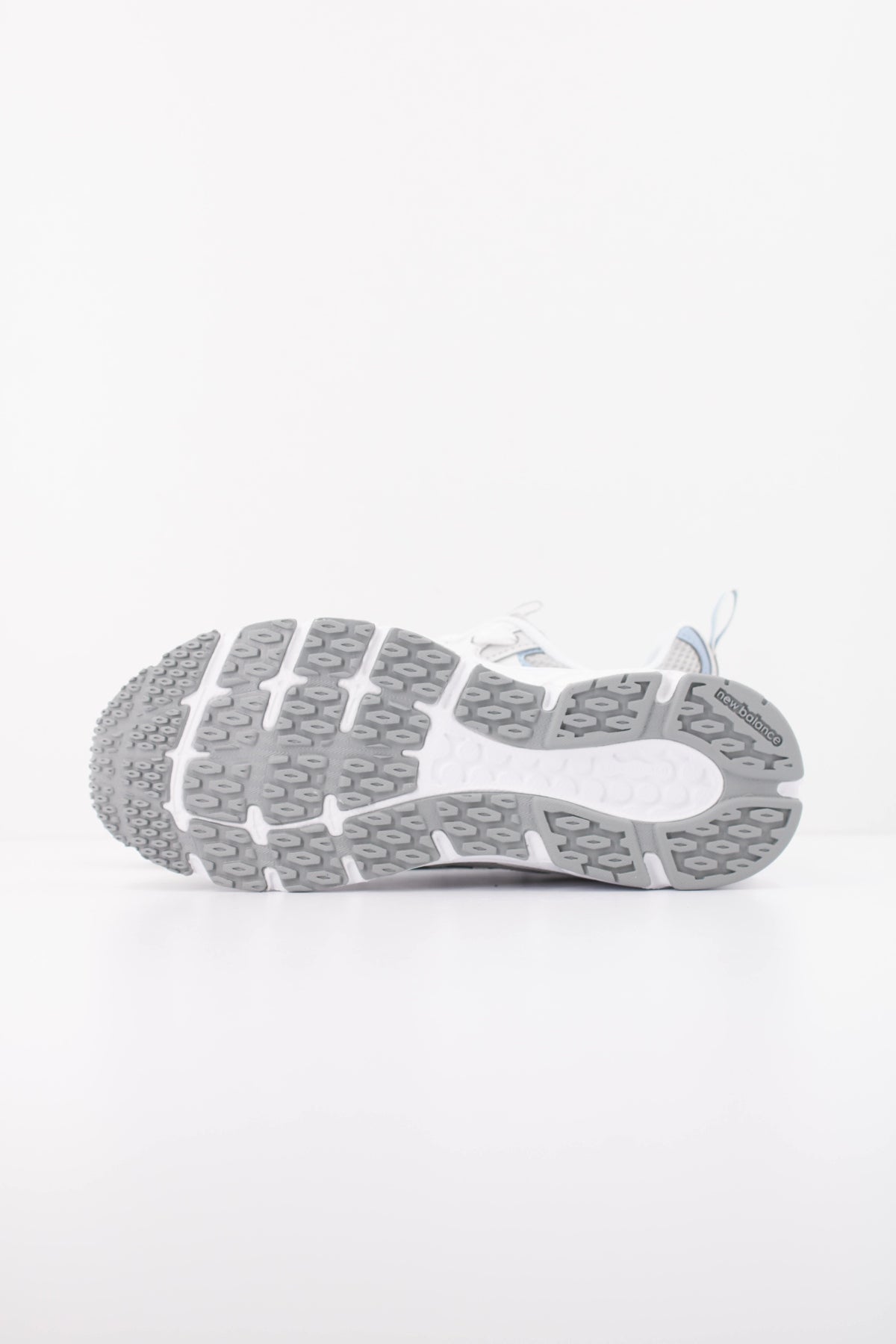 NEW BALANCE W4082 K8 DEPORTIVO en color GRIS (5)