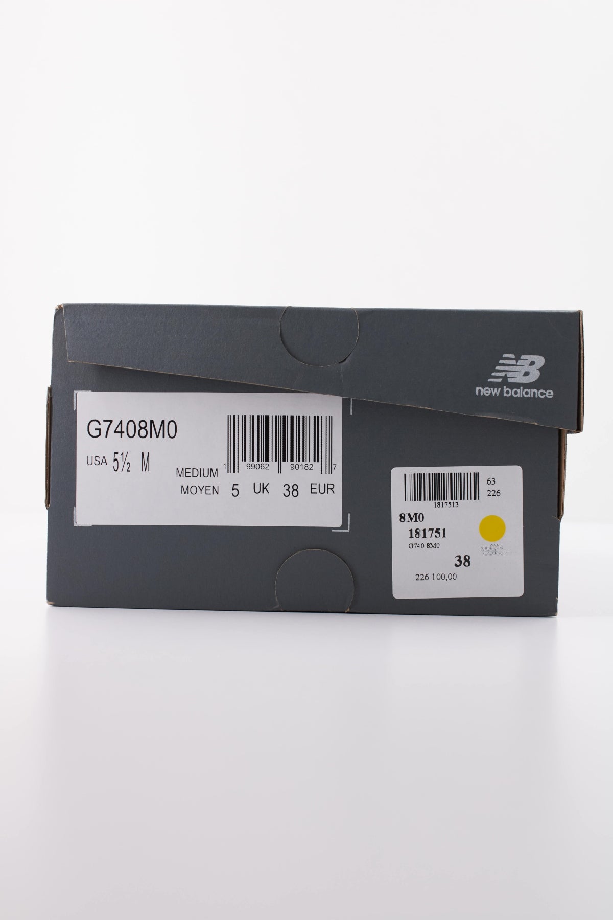 NEW BALANCE G740 8M0  en color BLANCO (6)