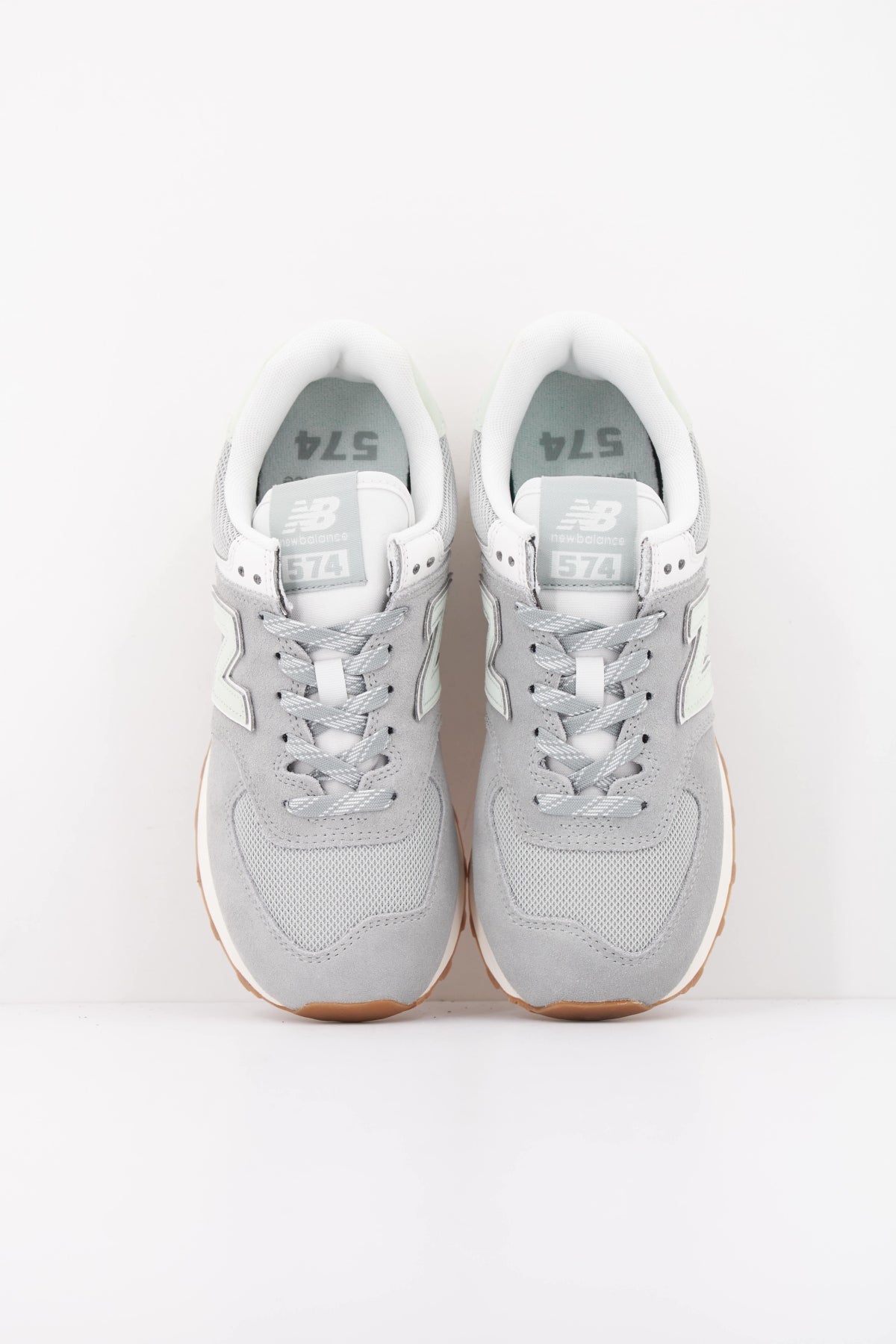 NEW BALANCE W574 VY DEPORTIVO en color GRIS (3)