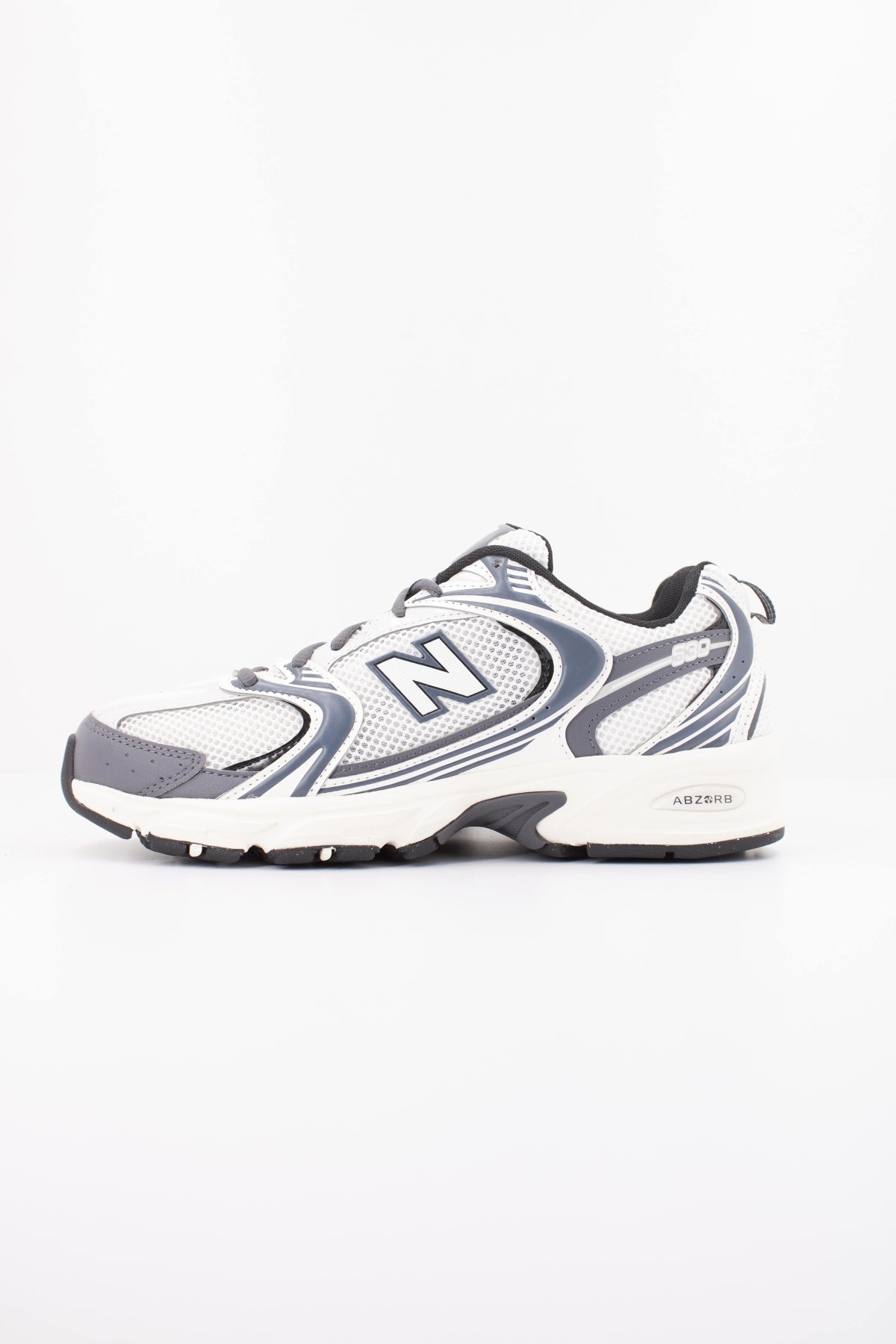 NEW BALANCE U530 COC DEPORTIVO en color BLANCO (1)