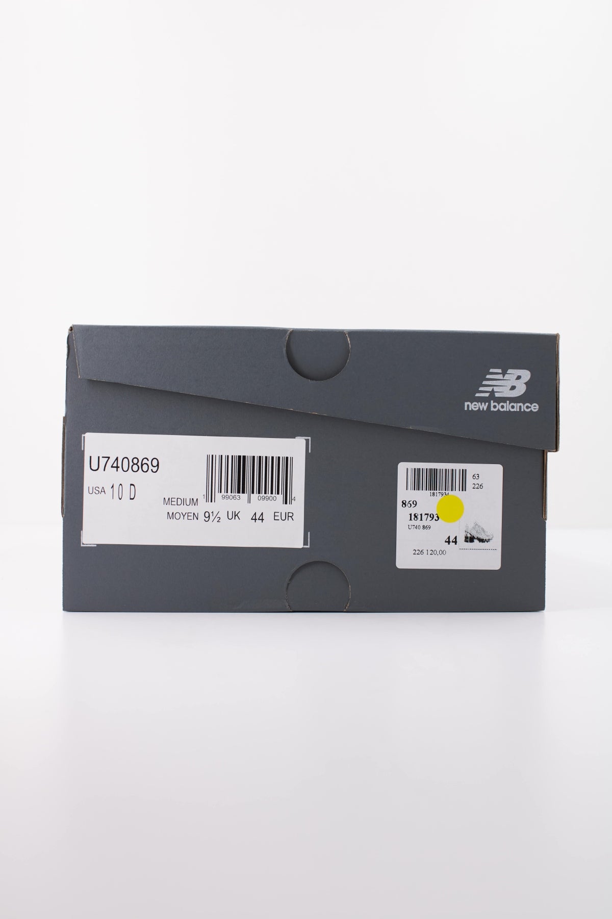 NEW BALANCE U740 en color GRIS (6)