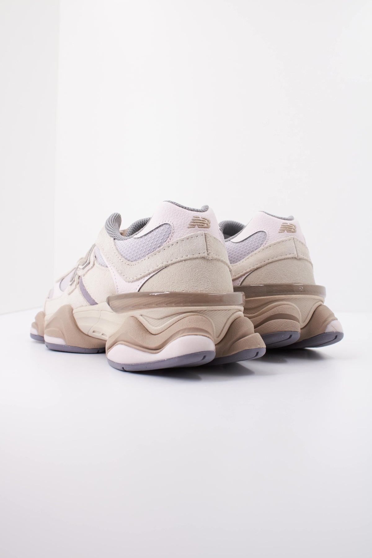 NEW BALANCE U9060 152 DEPORTIVO en color MULTICOLOR (4)
