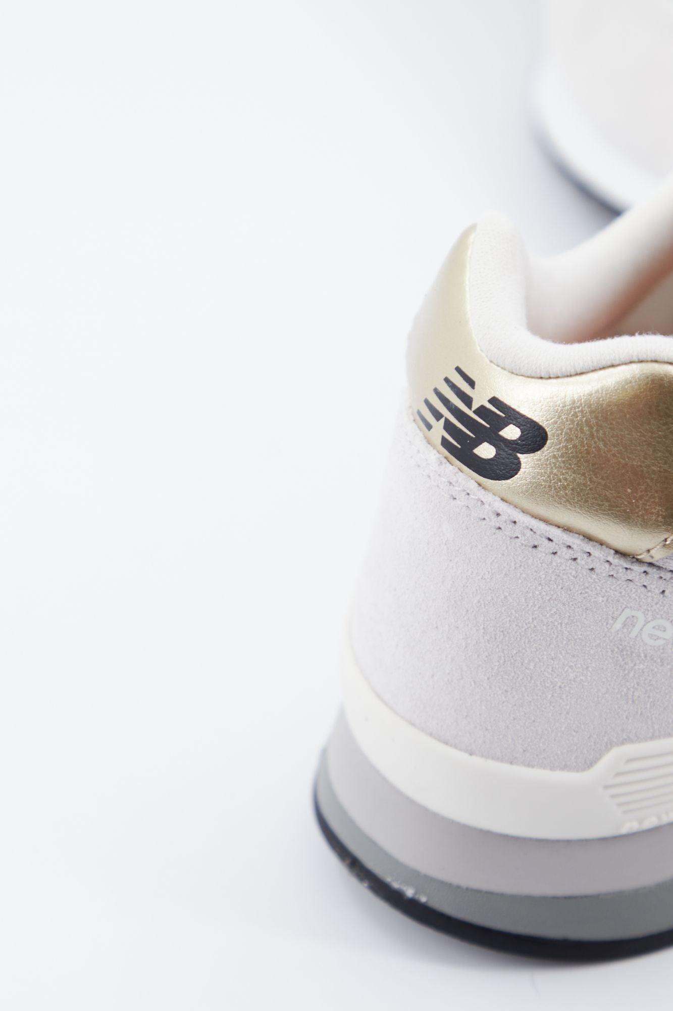 NEW BALANCE CM996 BI en color BEIS (4)