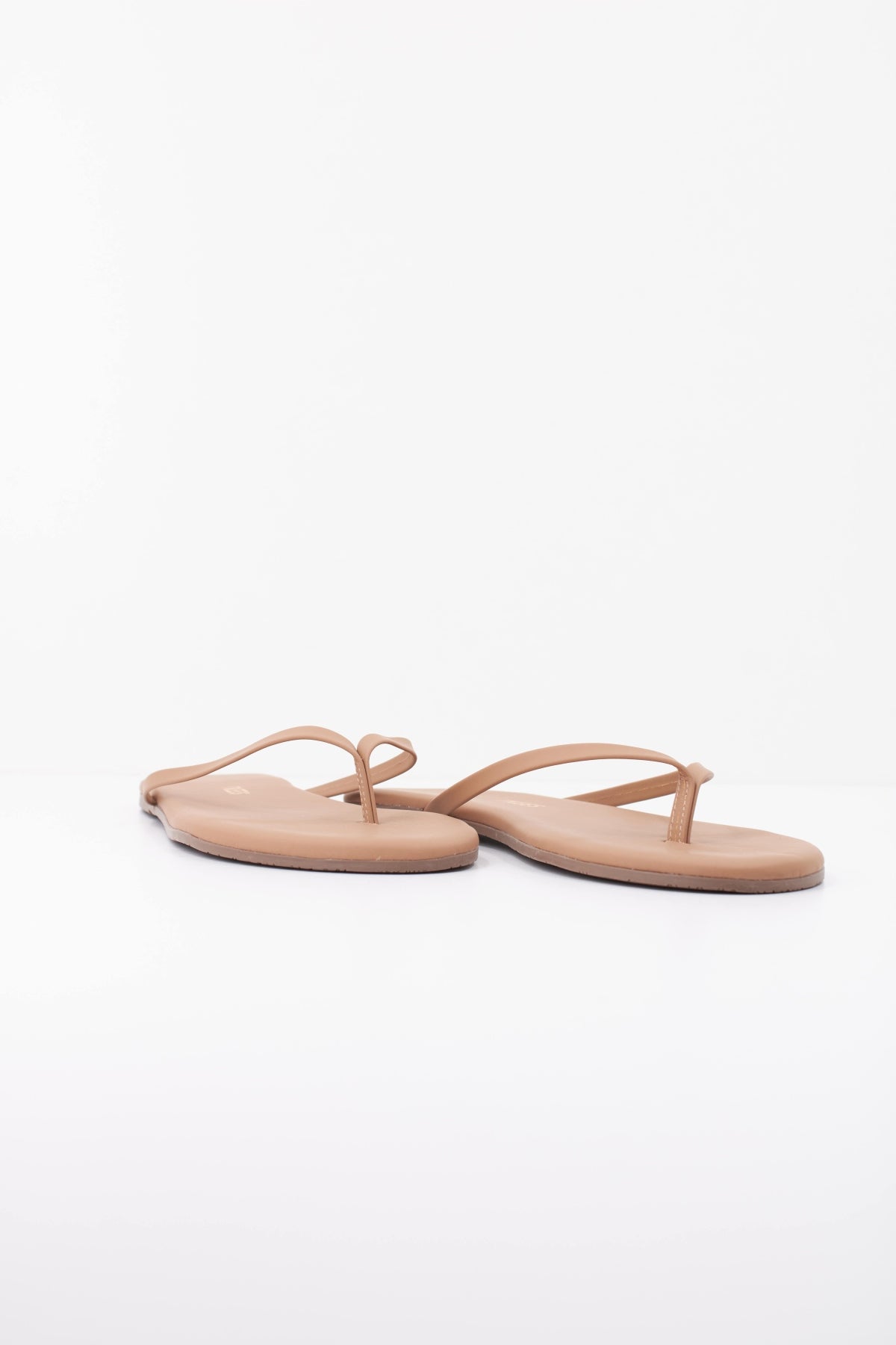 TKEES  SANDALIA PLANA  en color MARRON CLARO (2)
