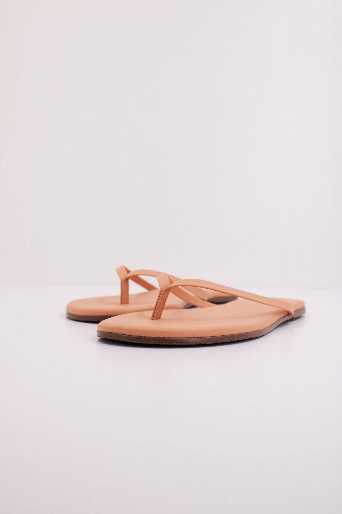 TKEES TKEFOUNDATIONS en color NUDE (2)