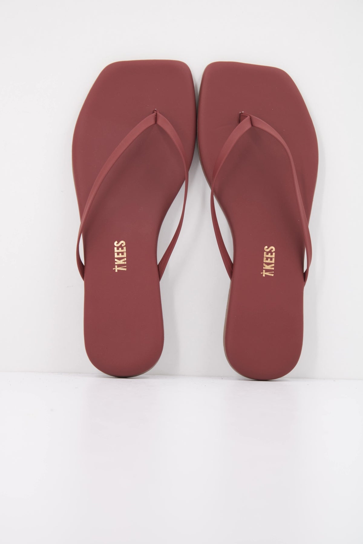 TKEES TKESQUARE TOE en color BURDEOS (3)